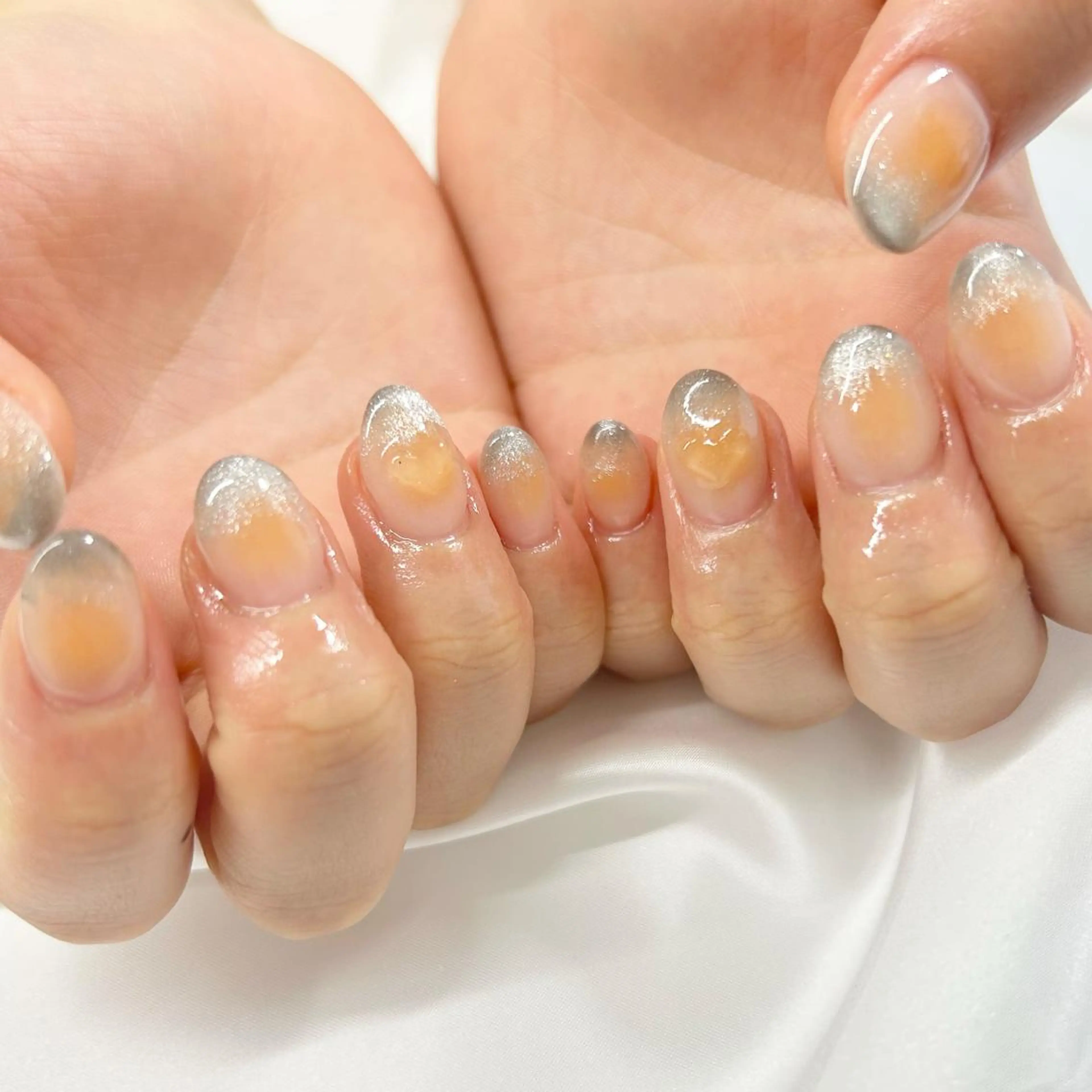 ネイル マツエク・マツパ アイブロウ マグネットネイル pu muのネイルデザイン