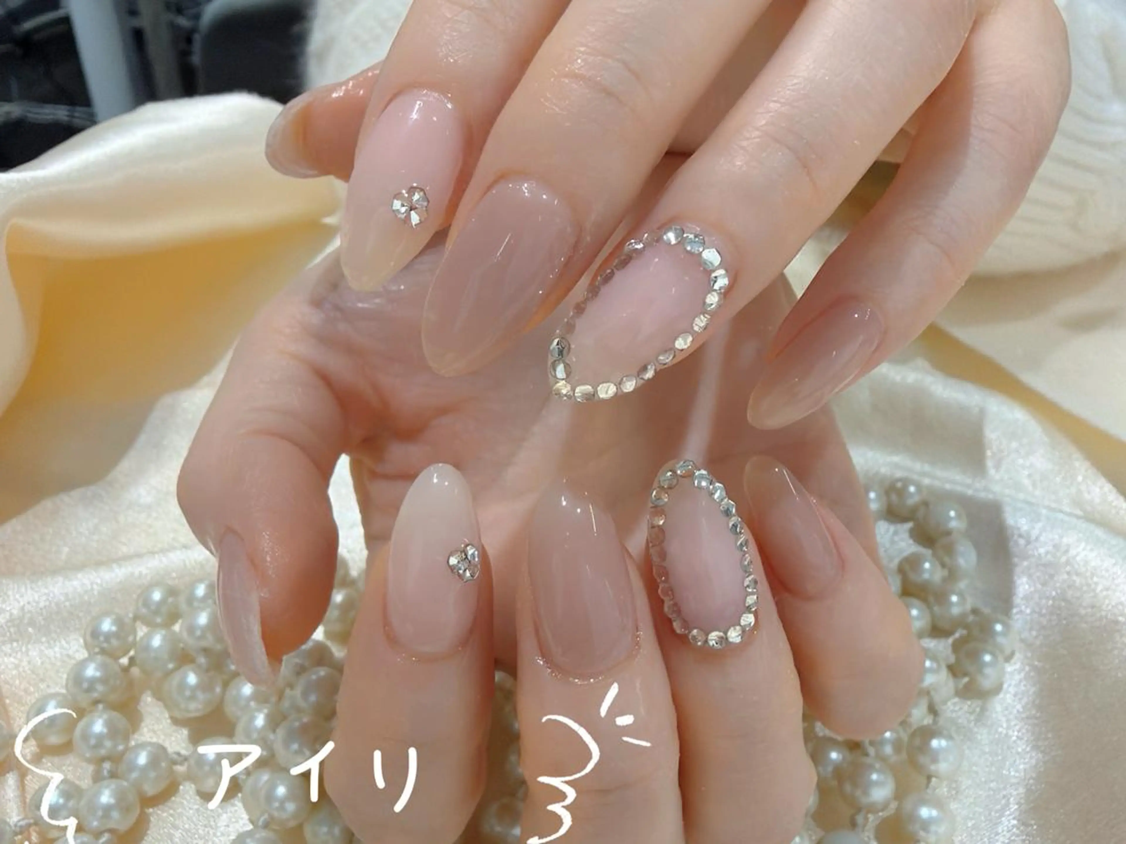 ネイル ネイルサロンAiri 長さ出し·シンプルのネイルデザイン