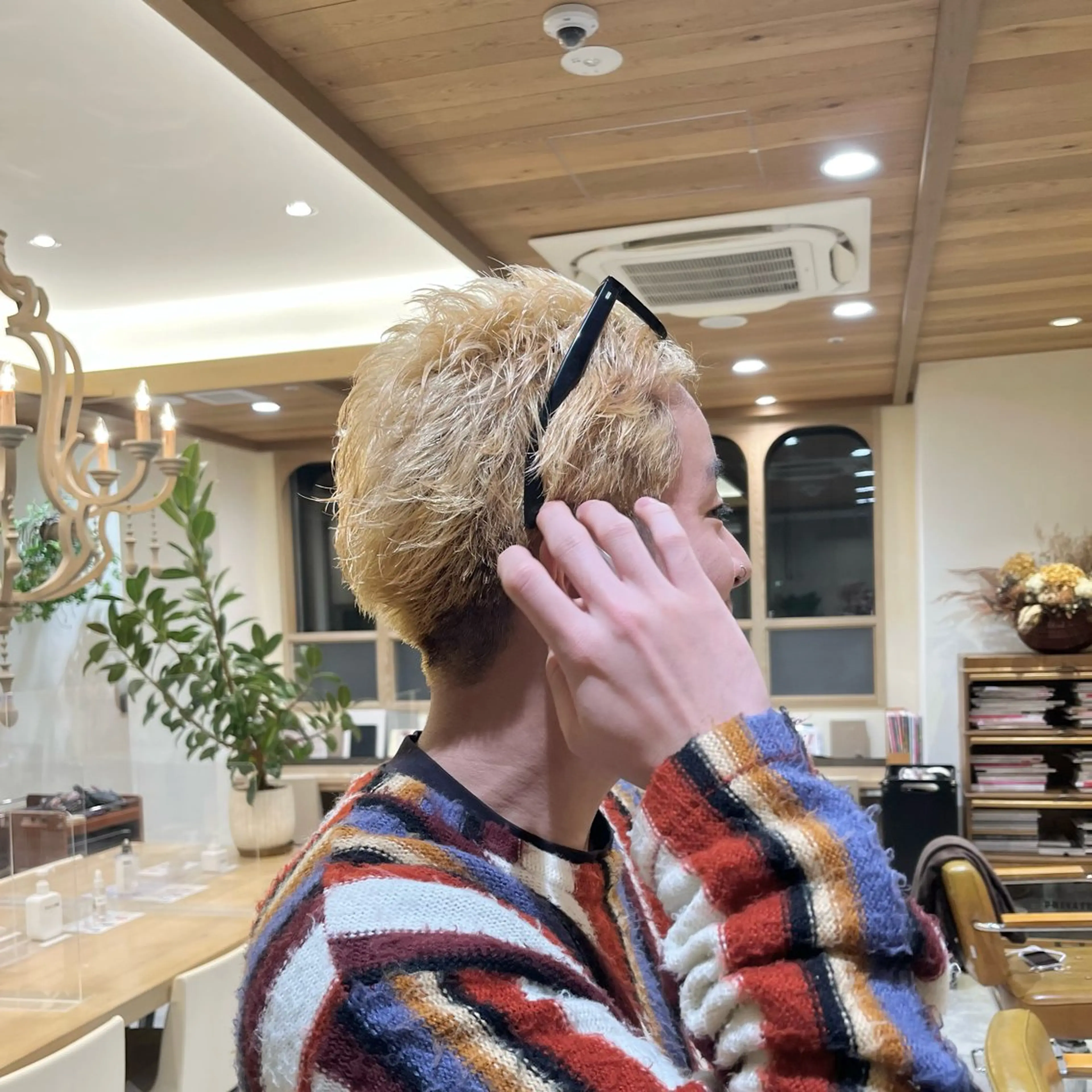 ショート カラー メンズ メンズブリーチ メンズハイトーン ブリーチ ブロンド ハイトーンカラー ヘアカラー CANAAN hair salon 表参道店所属・🌿‬ナチュラルヘア /パーマ/蒼真🍃のヘアスタイル