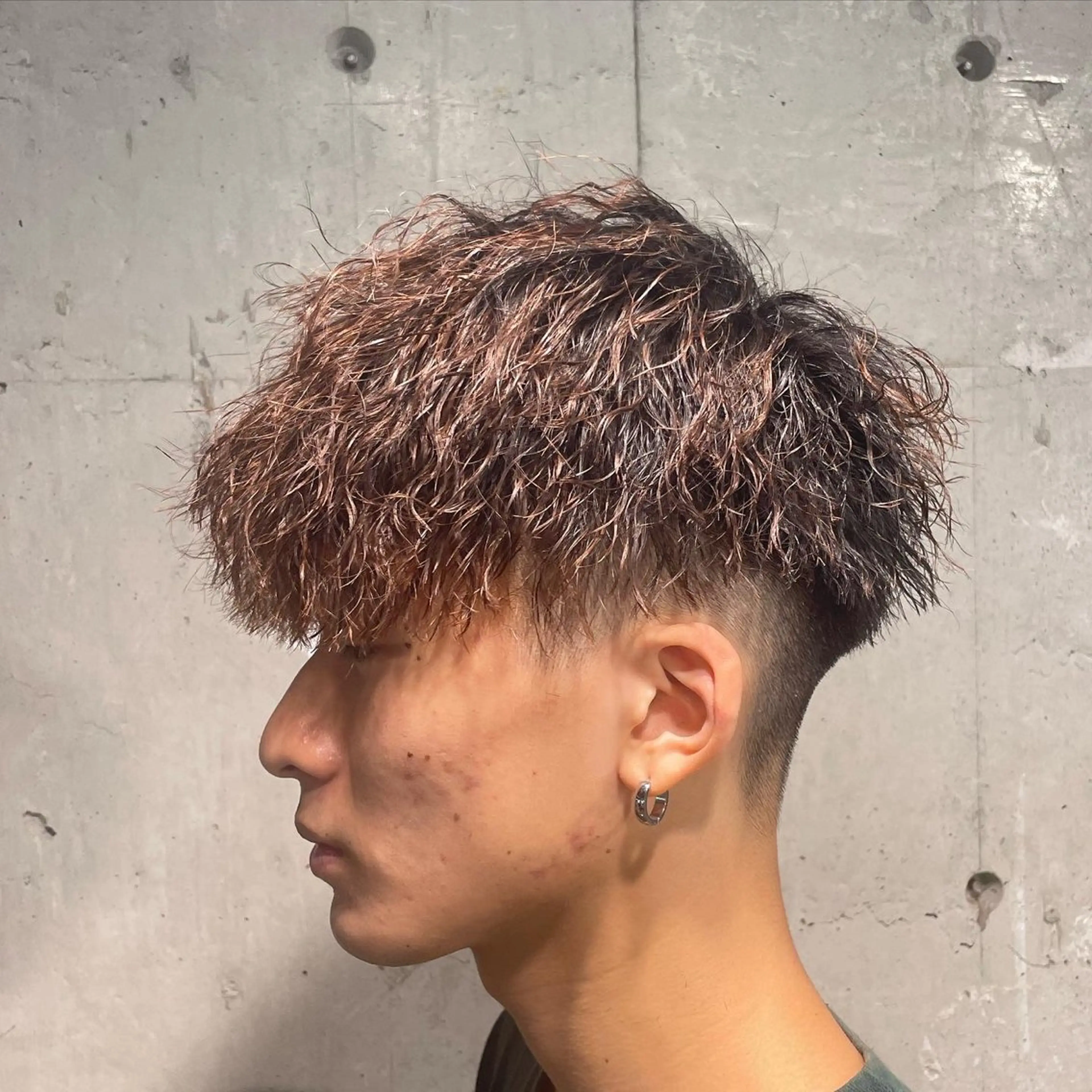 パーマ メンズ ヘアカラー トリートメント ヘアセット 艶髪/透明感🪽 DISCO🪽のヘアスタイル