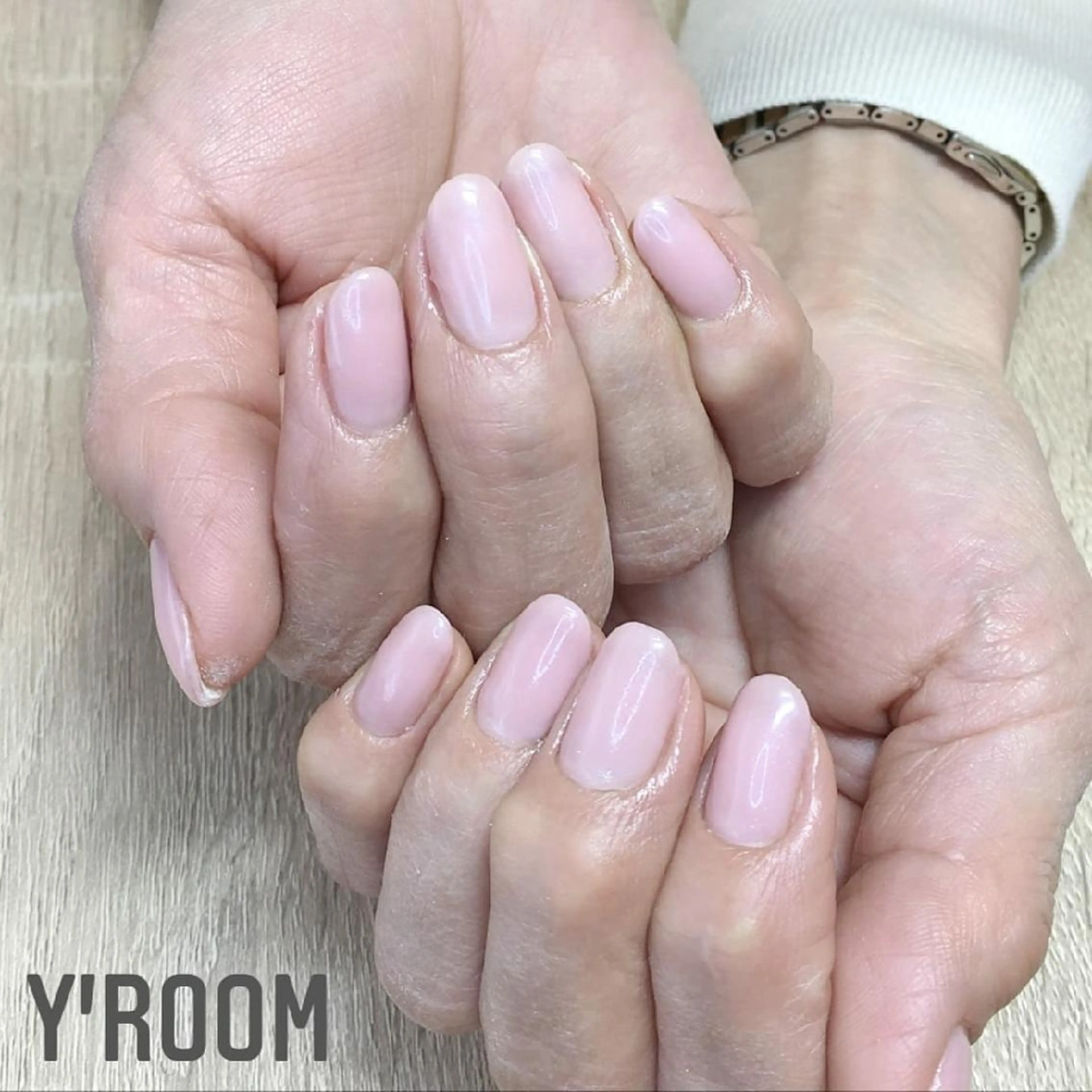 ネイル フラッシュネイル ジェルネイル マグネットネイル ニュアンスネイル ワンカラーネイル YUKA （ネイリスト）のネイルデザイン