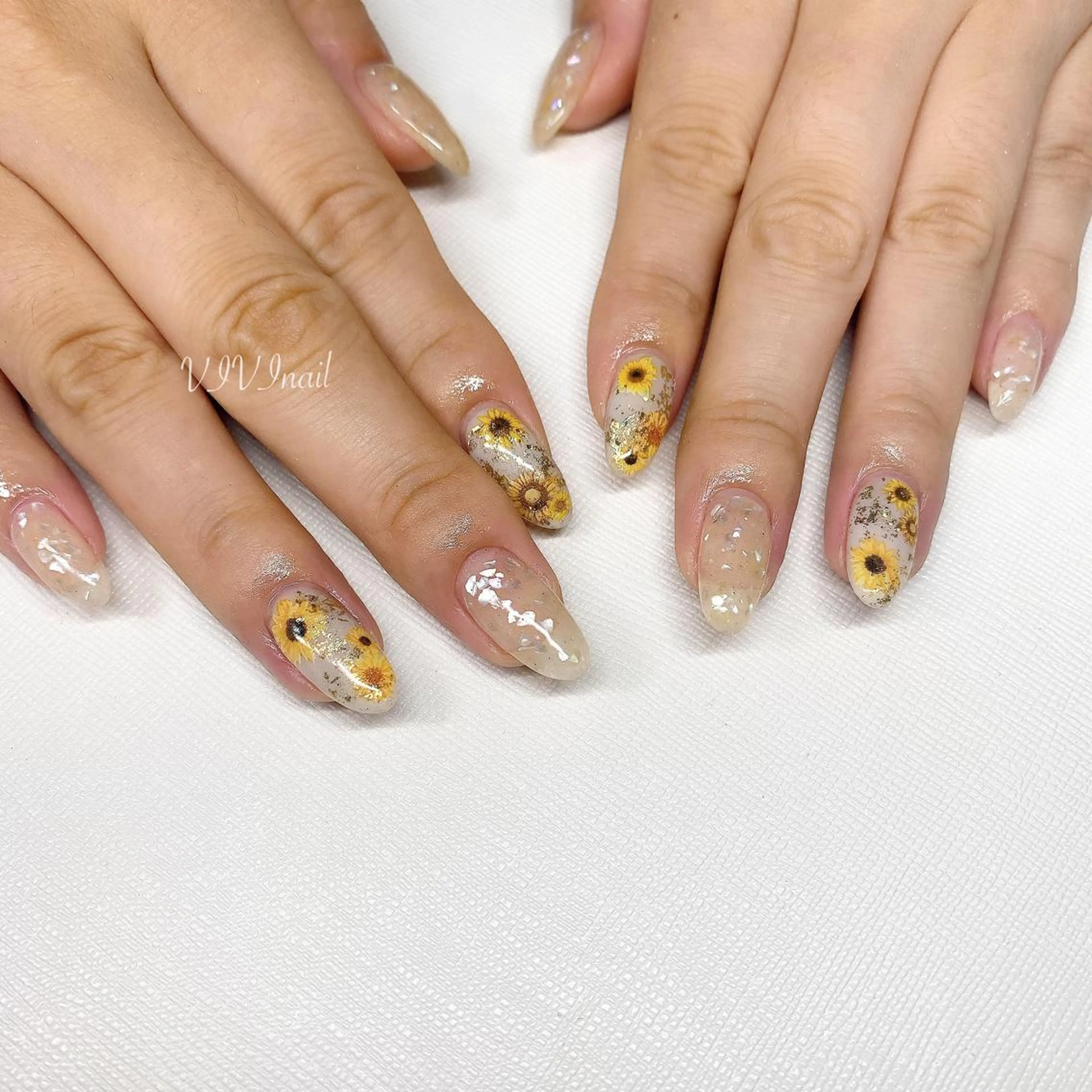 ネイル ハンドネイル vivi nailのネイルデザイン