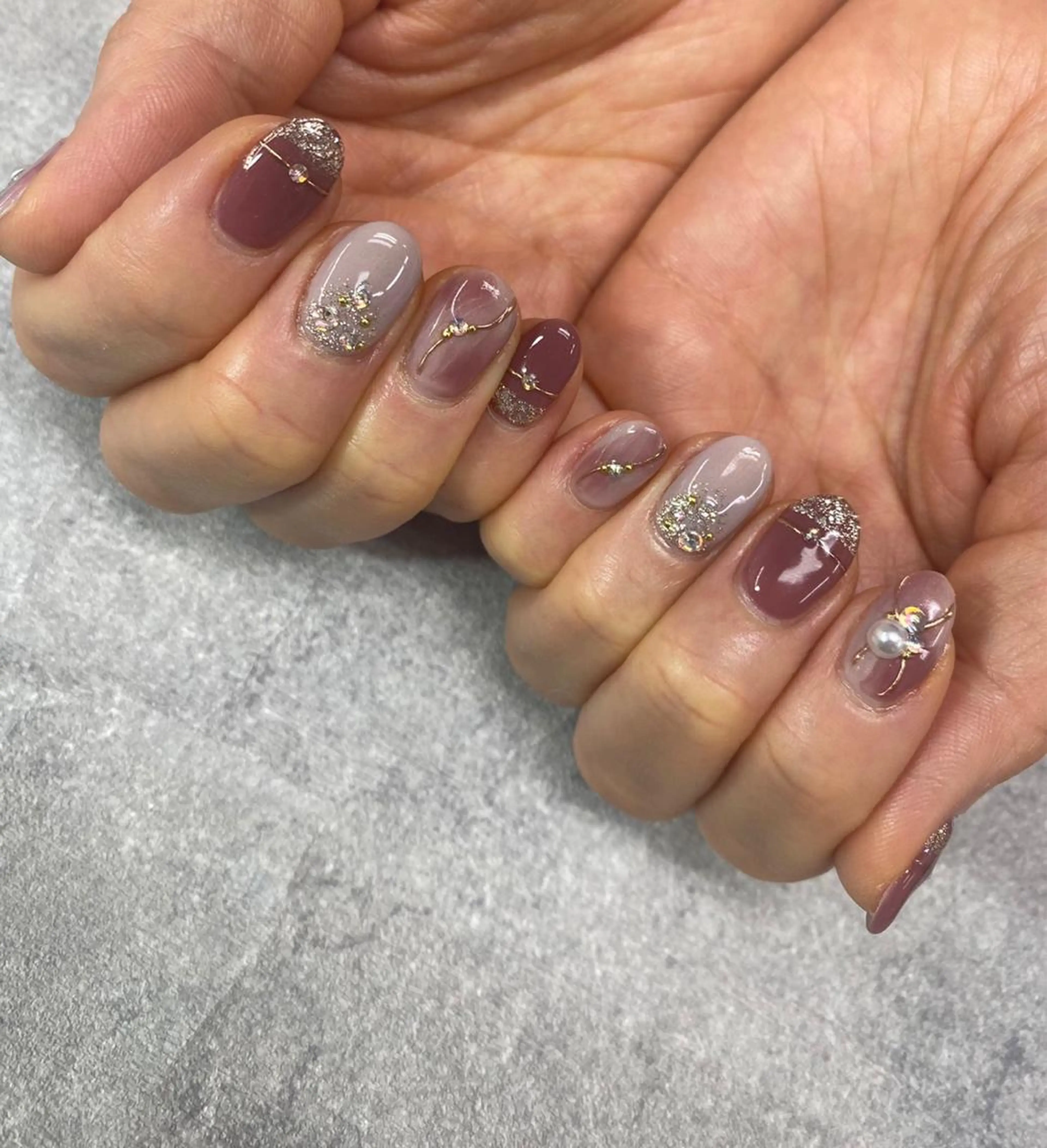 ネイル ボルドー ニュアンスネイル 春ネイル ハンドネイル ハンドケア FASTNAIL PLUS 新宿店のネイルデザイン