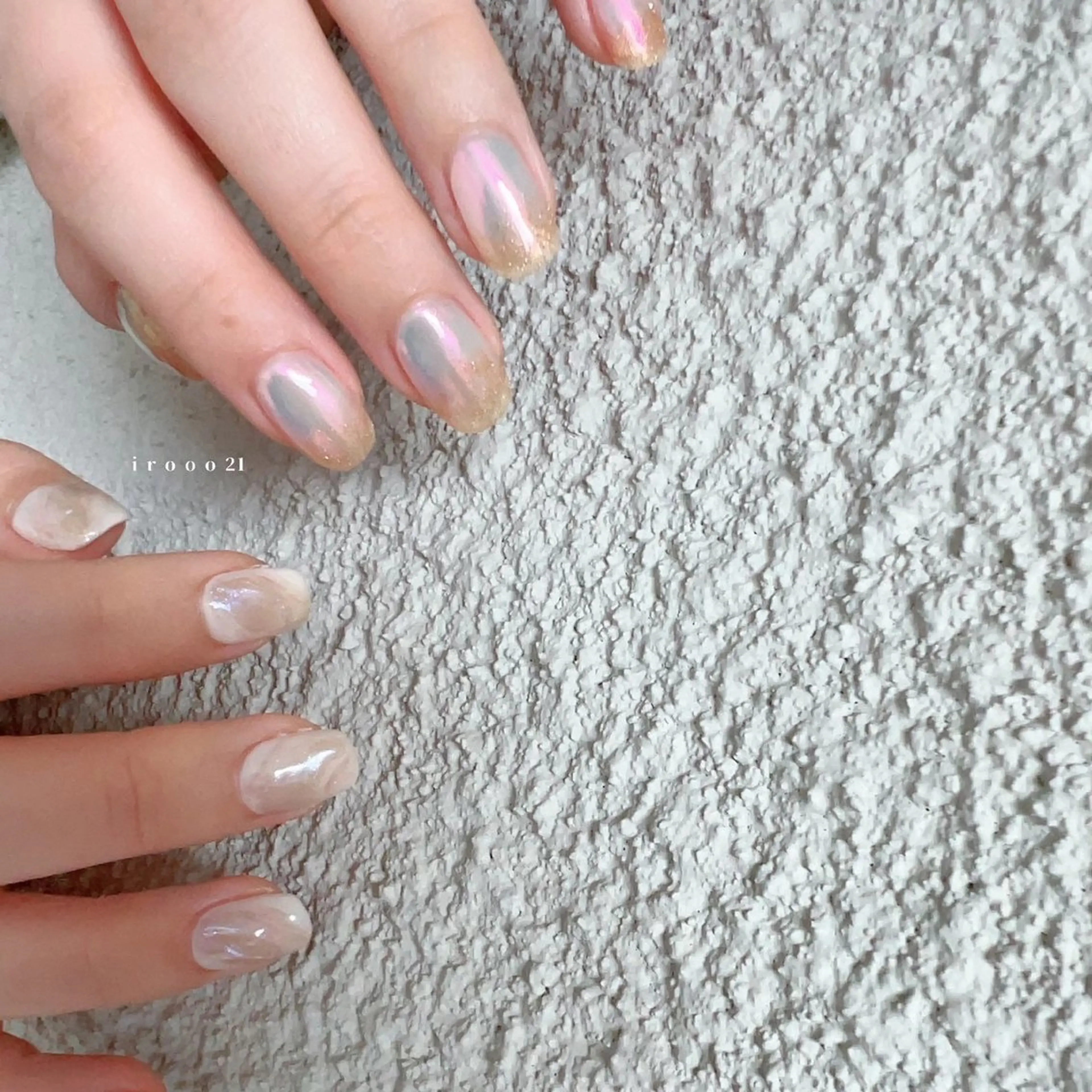 ネイル ブラウン 氷ネイル・うるうるネイル ニュアンスネイル ホワイト irooo 21のネイルデザイン