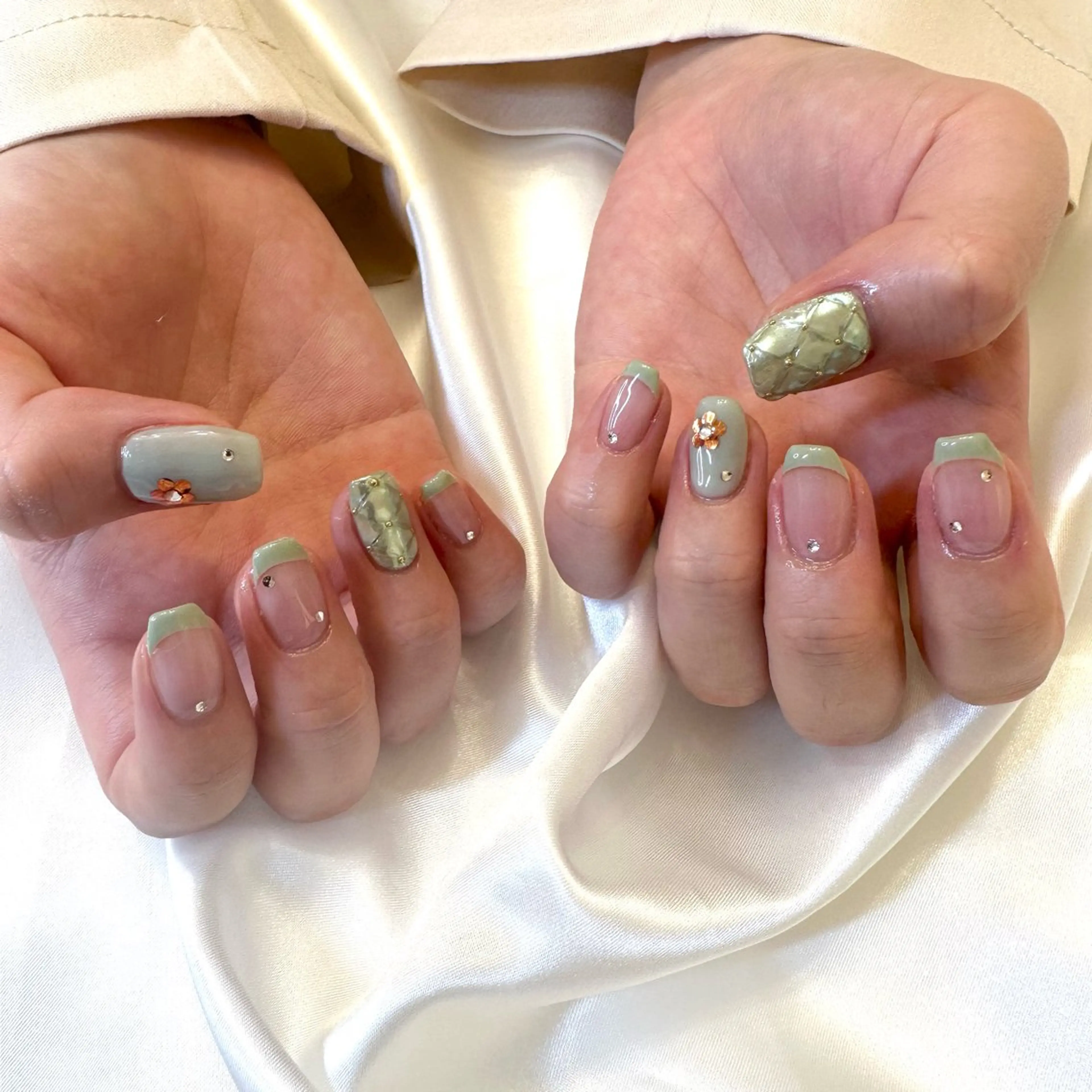 ネイル ハンドネイル Elegancia. Hiromiのネイルデザイン