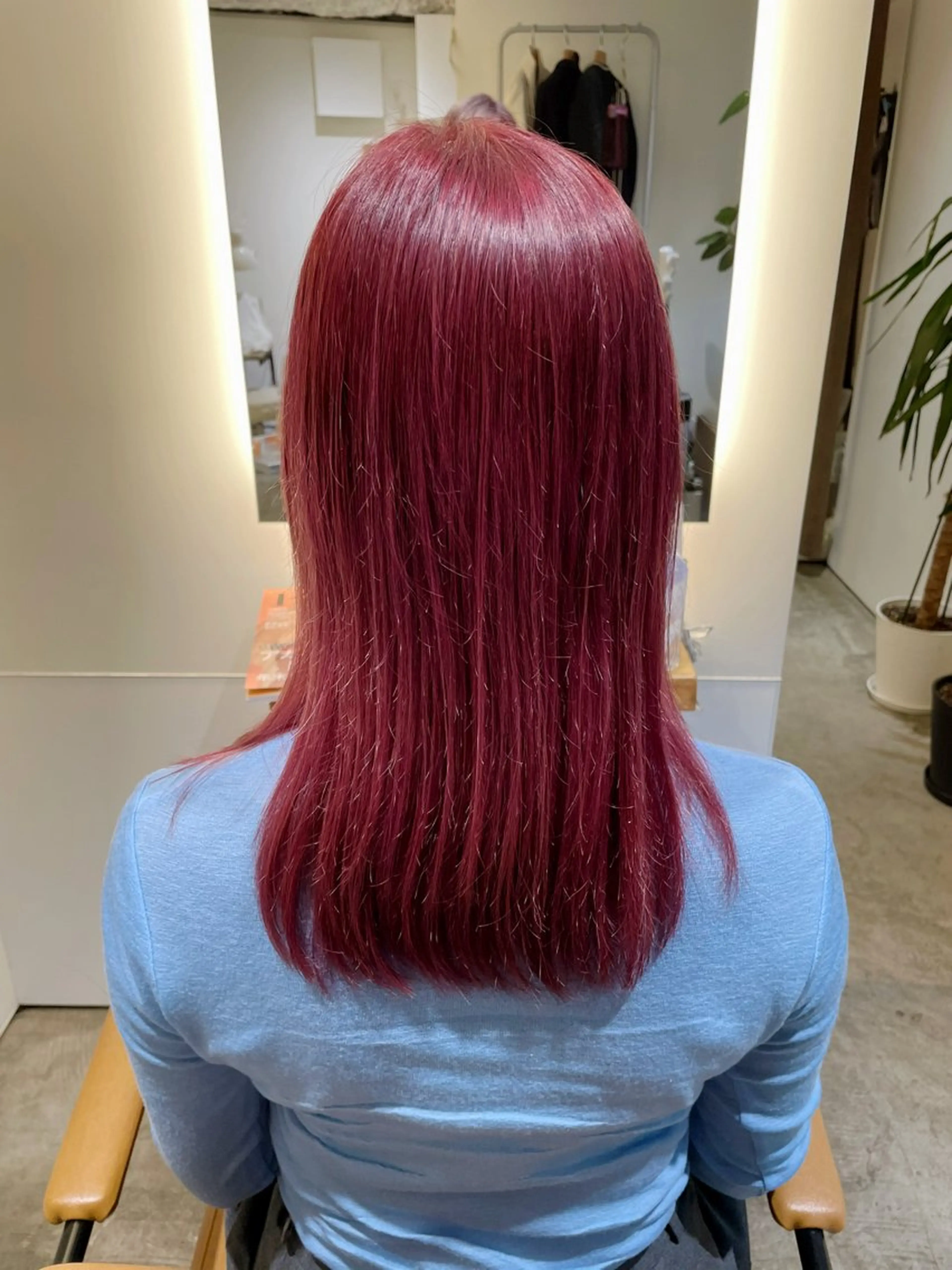 セミロング カラー ブリーチ カシス 似合わせカット カット ヘアカラー トリートメント 中野渡 真利那のヘアスタイル