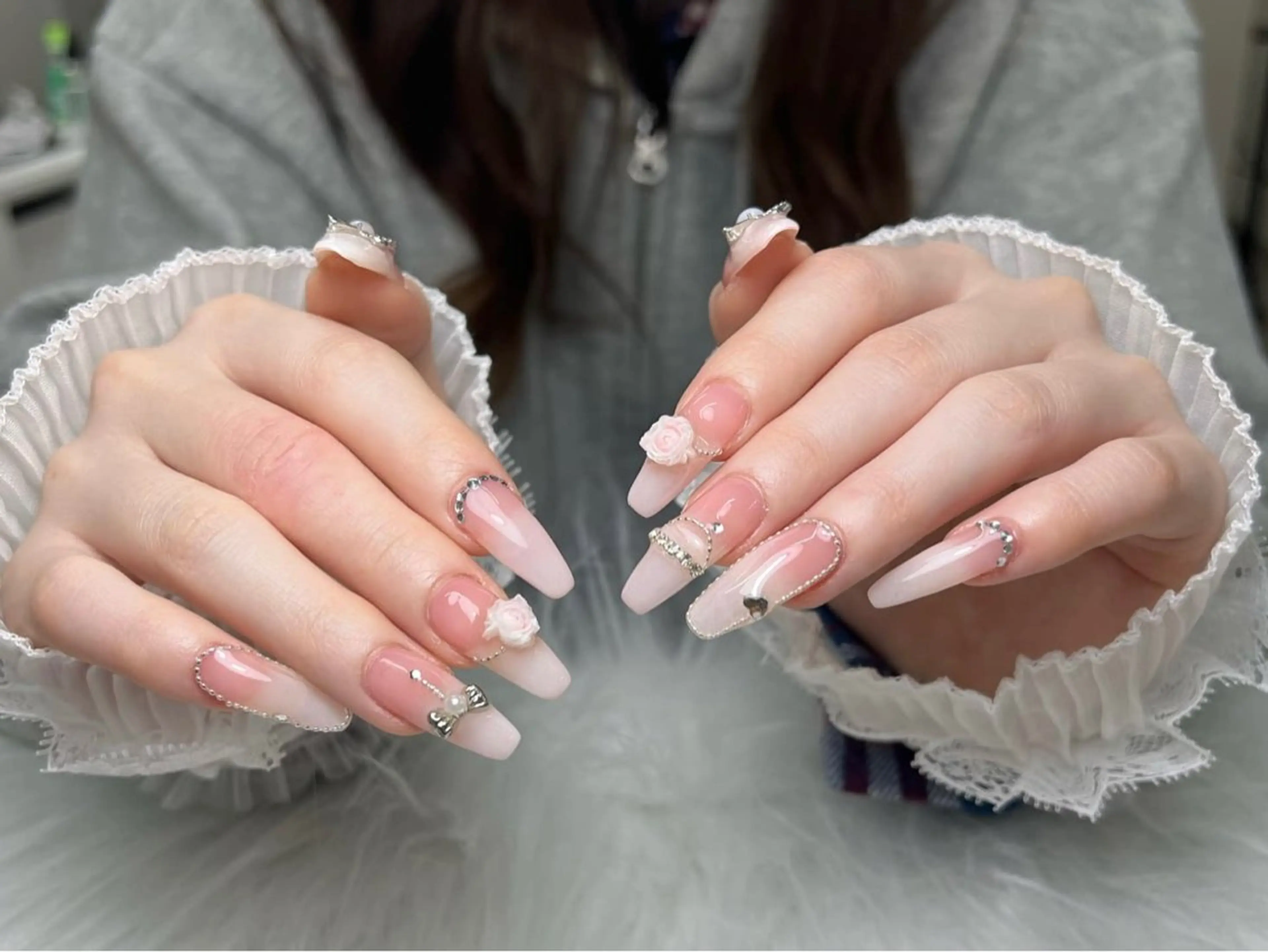 ネイル ハンドネイル ハンドケア Nova Nail Salonのネイルデザイン