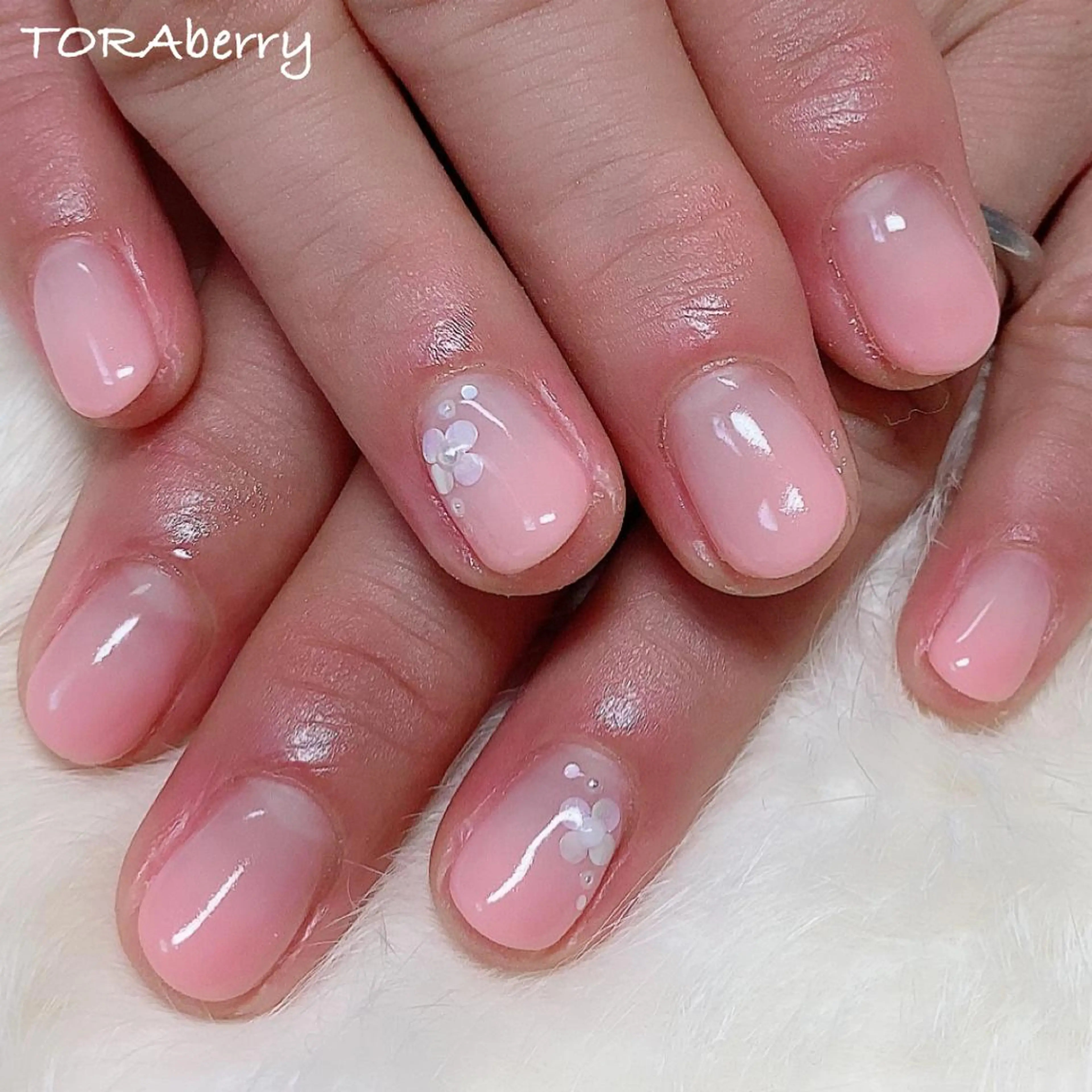 ネイル ハンドネイル ネイリスト なつみのネイルデザイン