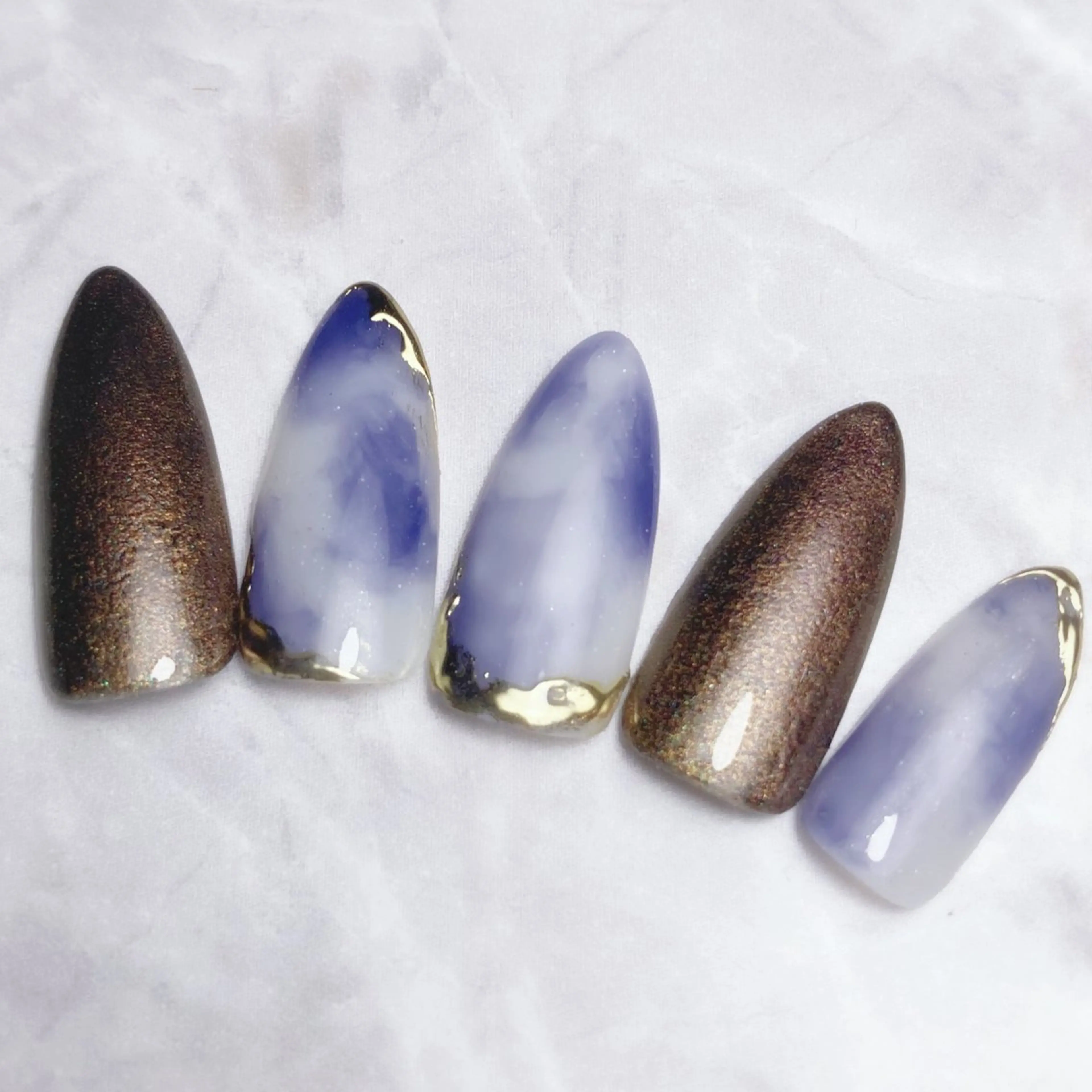 ハンドネイル(ぼやけネイル)の写真