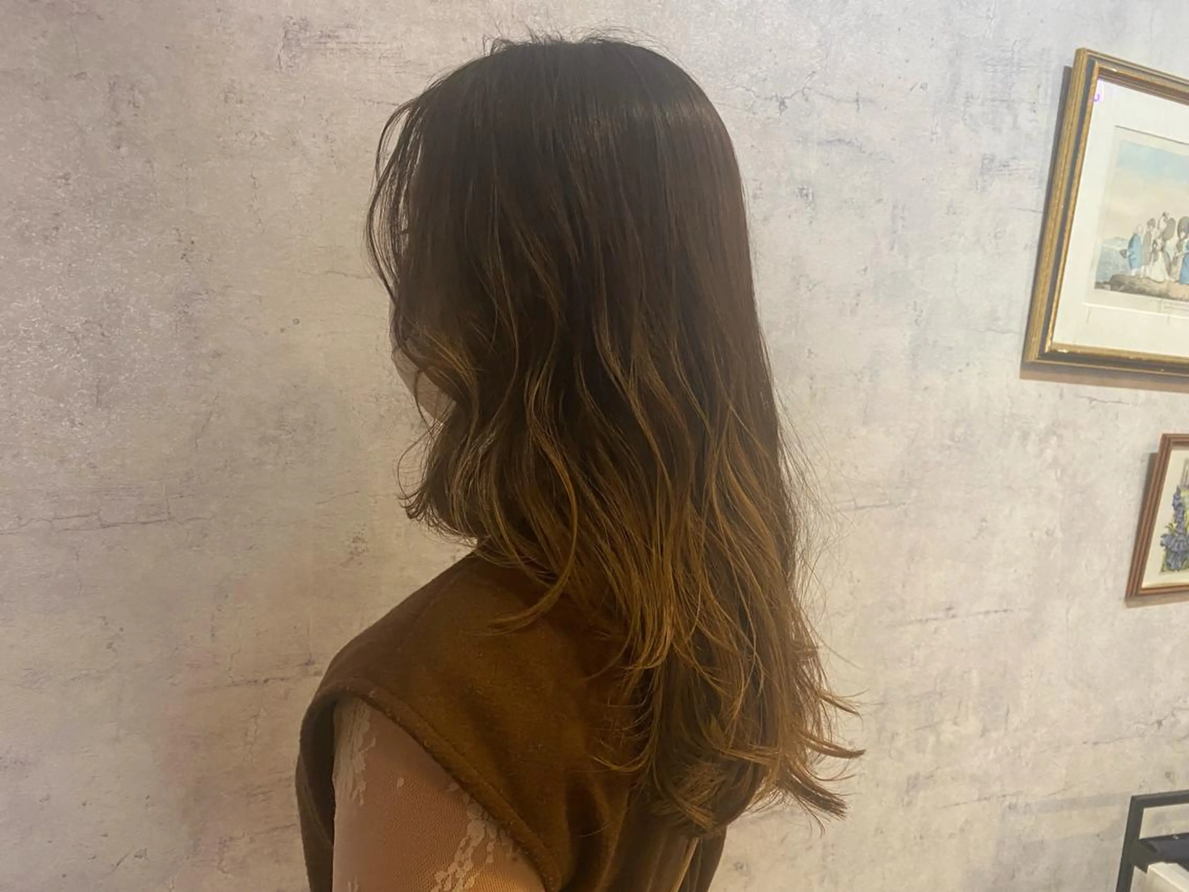 セミロング vato マンツーマンサロンのヘアスタイル