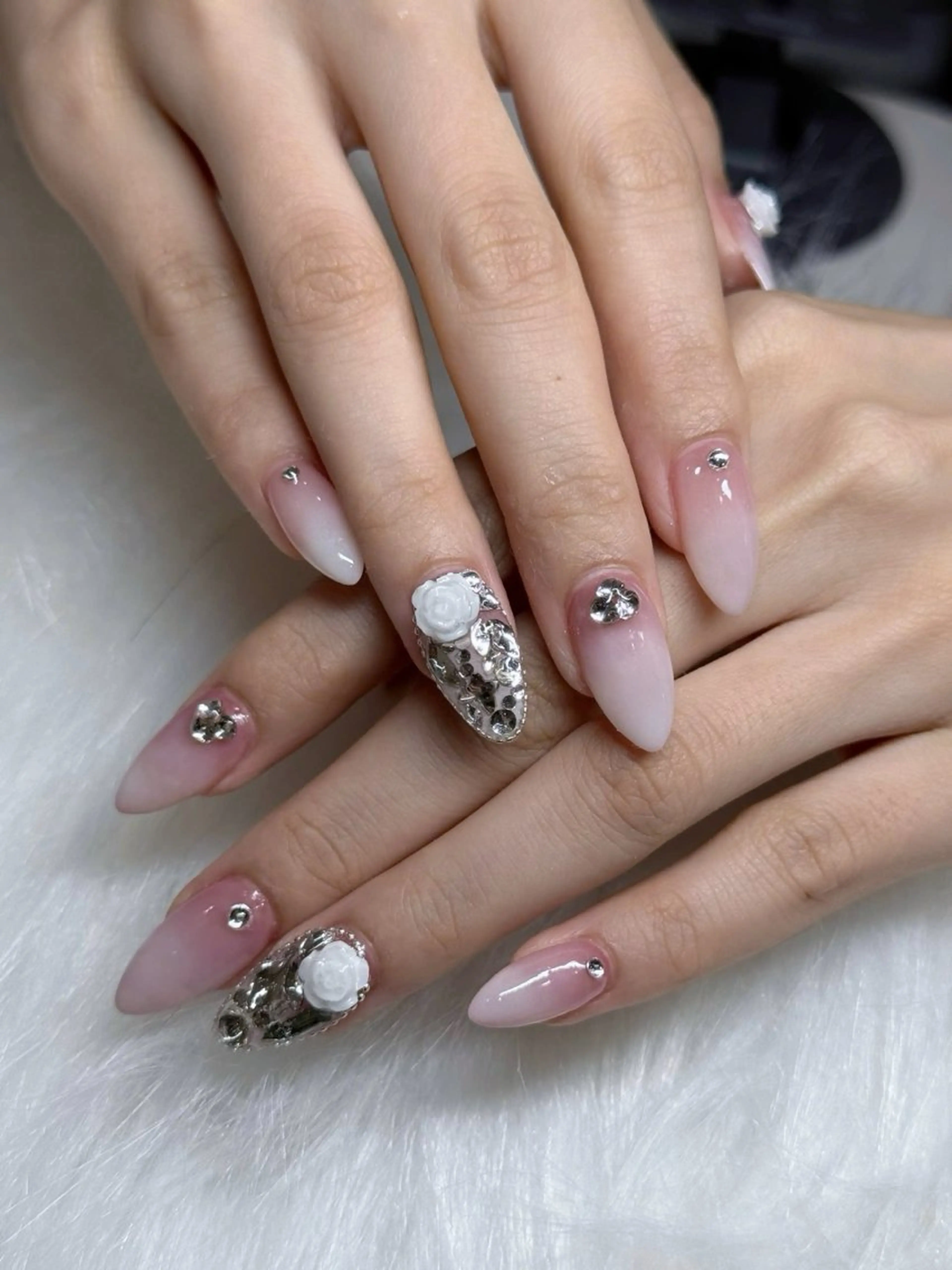 ネイル アートネイル ハンドネイル NAILS BAR SHINJUKUのネイルデザイン