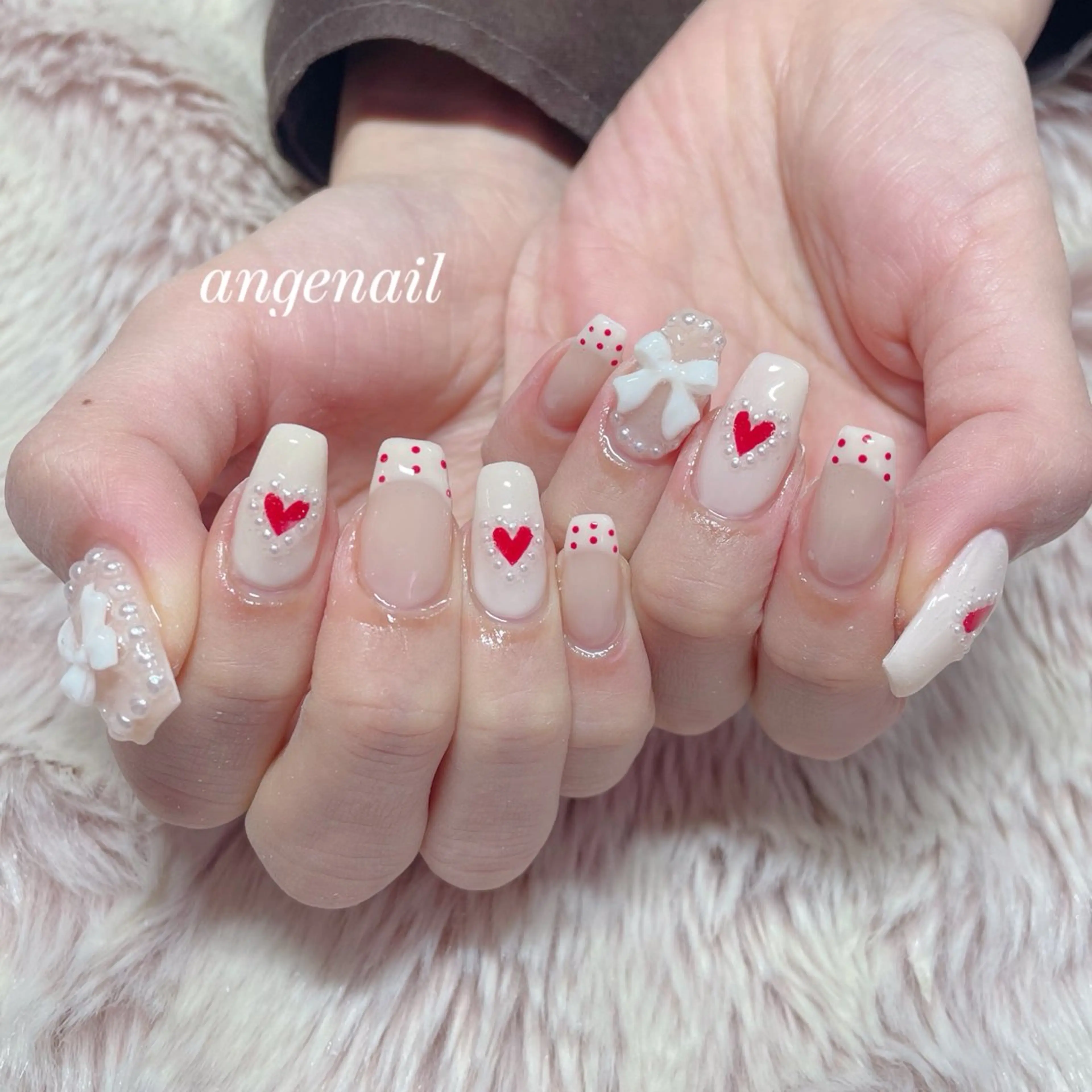 ネイル ハンドネイル オーナーネイリスト MAKIのネイルデザイン