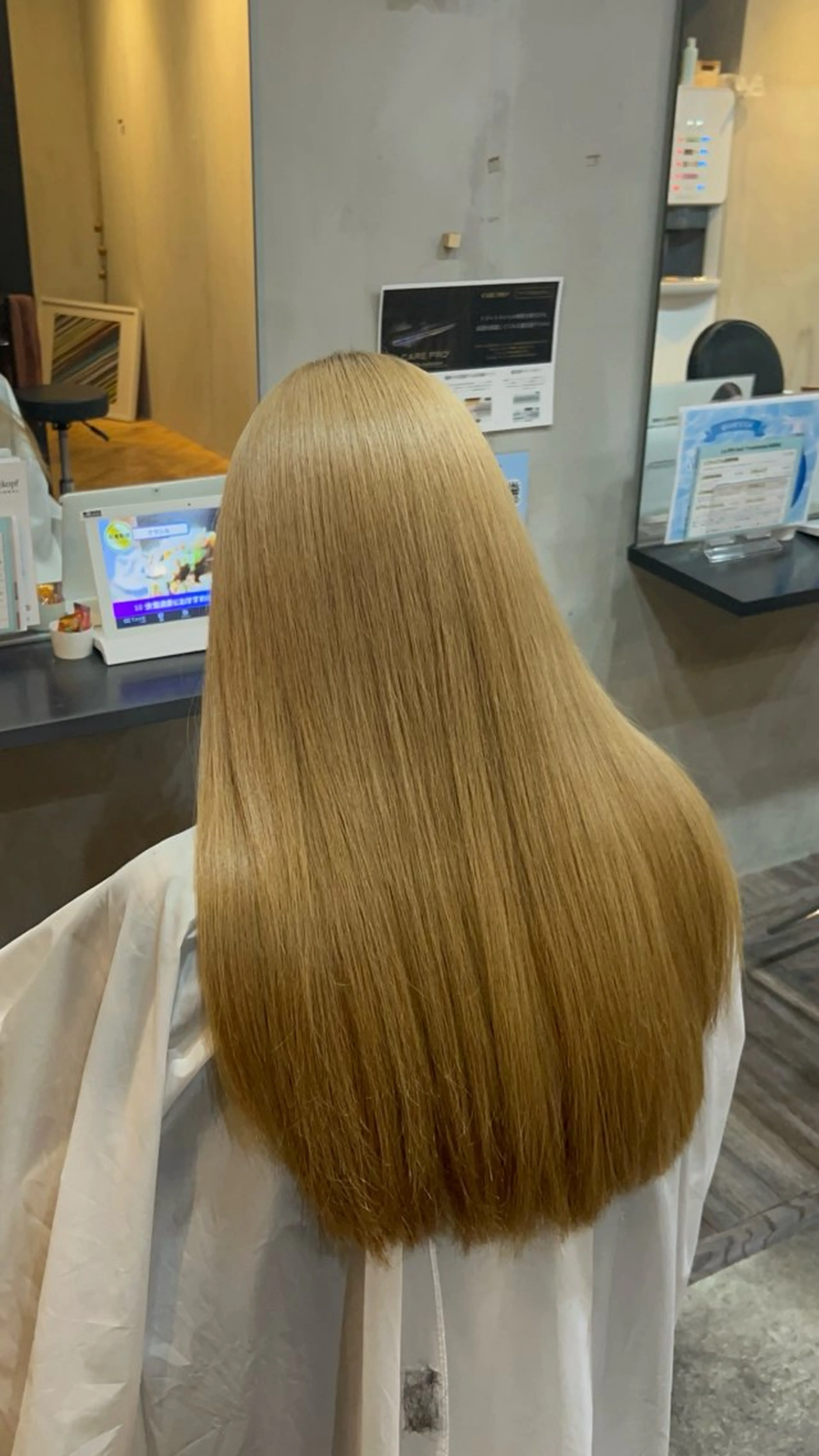 ロング トリートメント lafith hair Glanz 桂所属・かじももな｜縮毛矯正 ｜透明感カラーのヘアスタイル