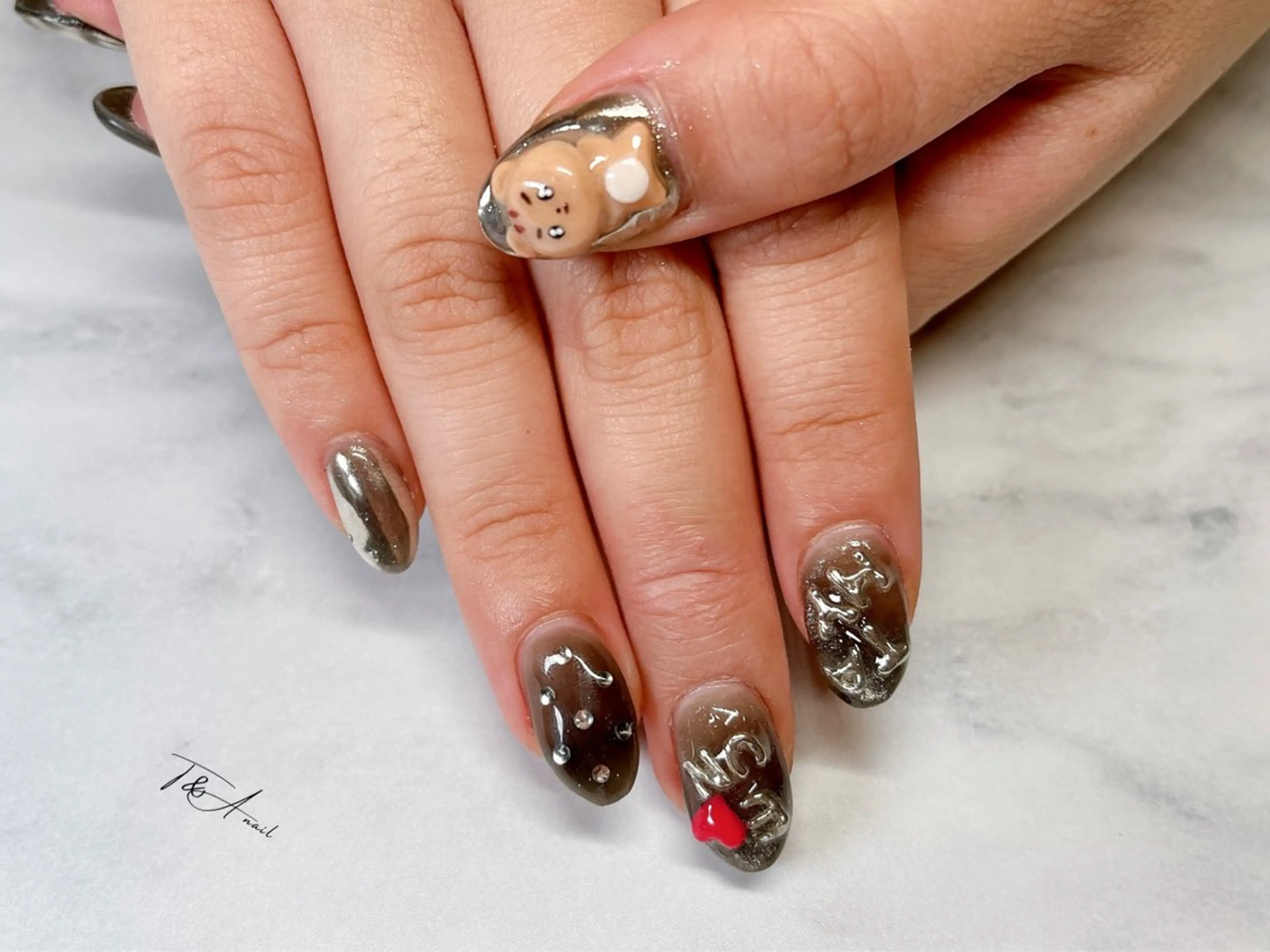 ネイル 長さ出し ジェルネイル スカルプネイル ハンドネイル T&A nailのネイルデザイン