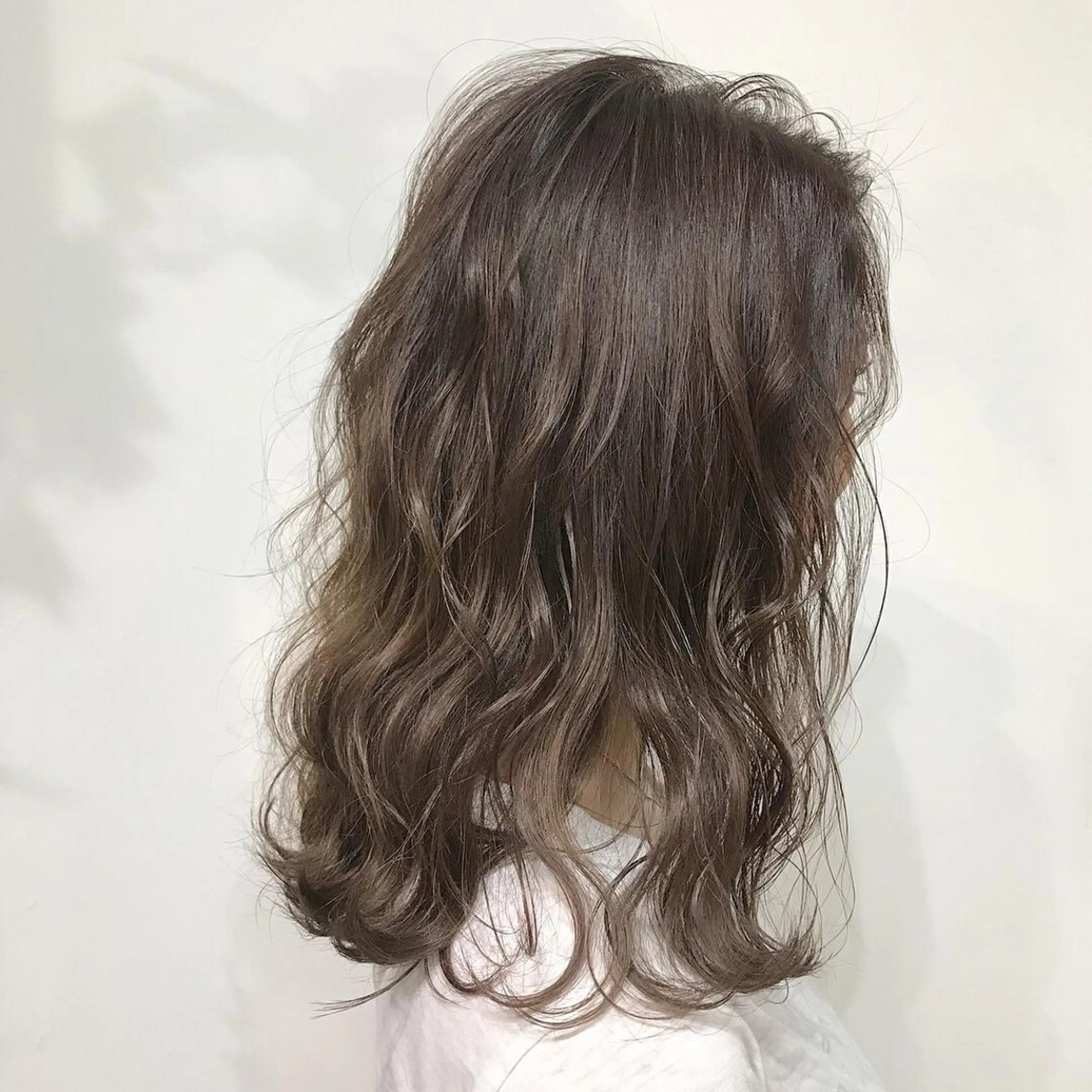 セミロング カラー ラベンダーカラー ヘアカラー トリートメント レイヤー/顔周り /AKARIのヘアスタイル