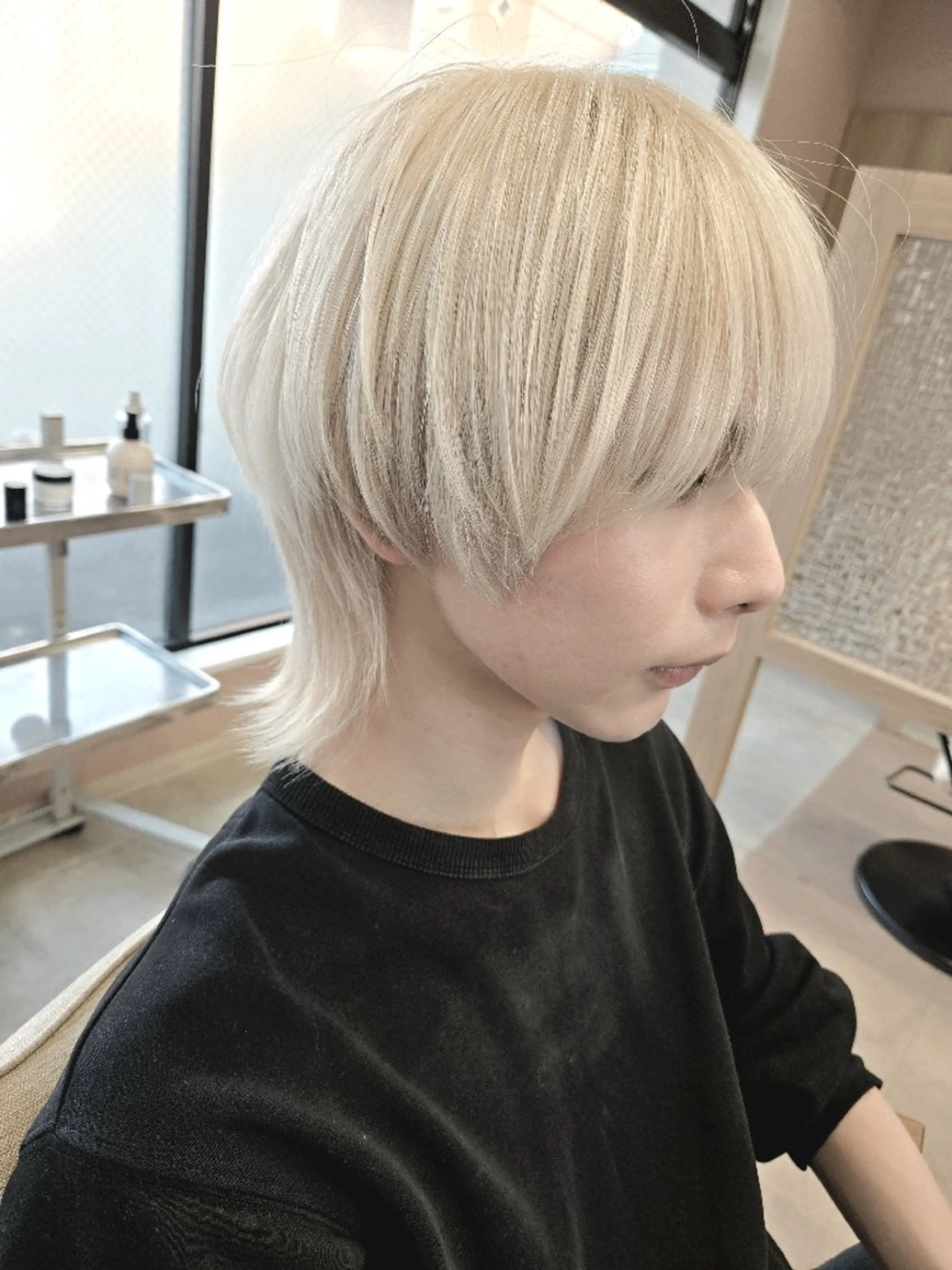 メンズカット+ハイトーンカラーの写真