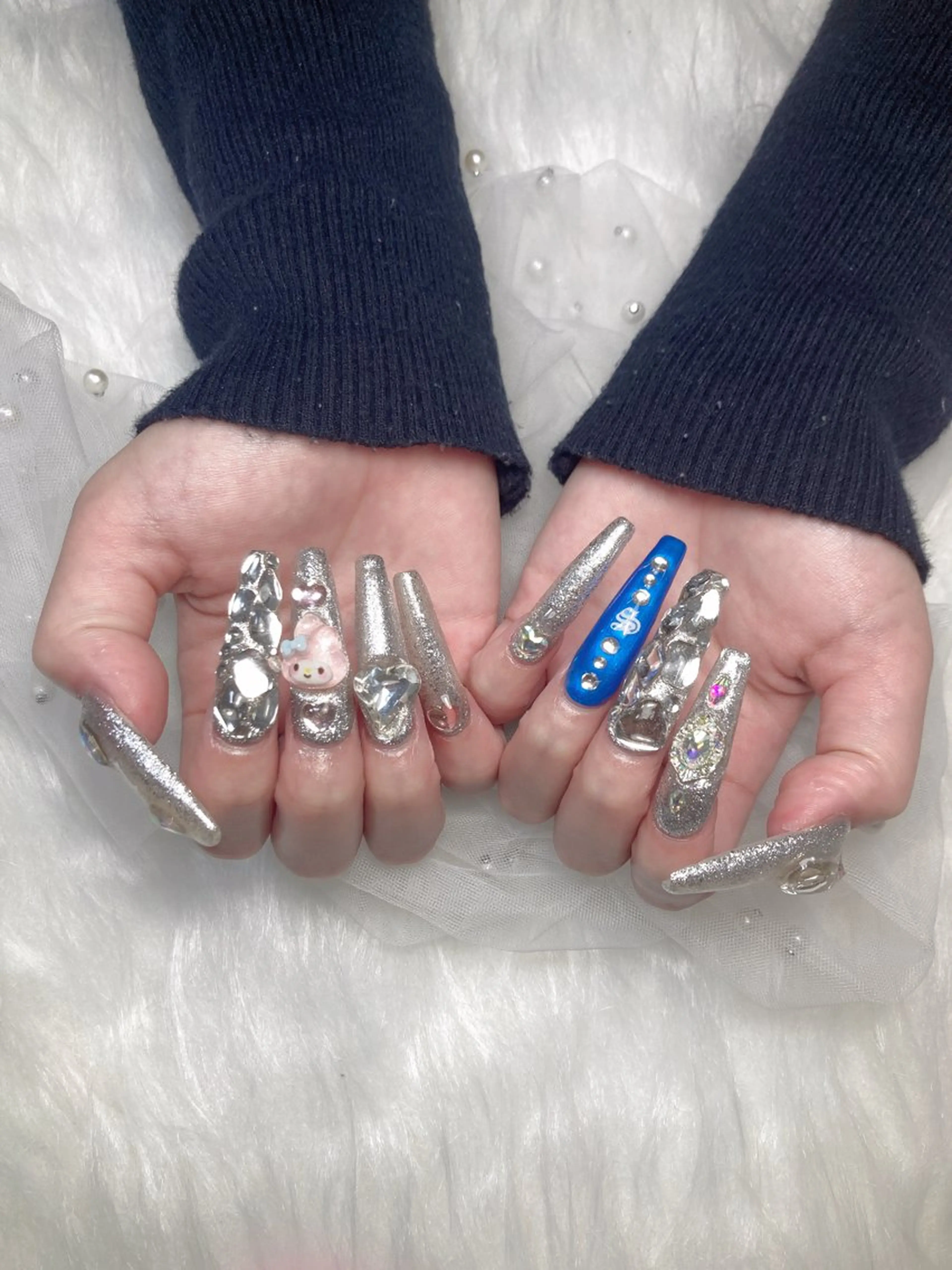 ネイル U·Mi nail salon所属・U·MI 上野御徒町店のネイルデザイン