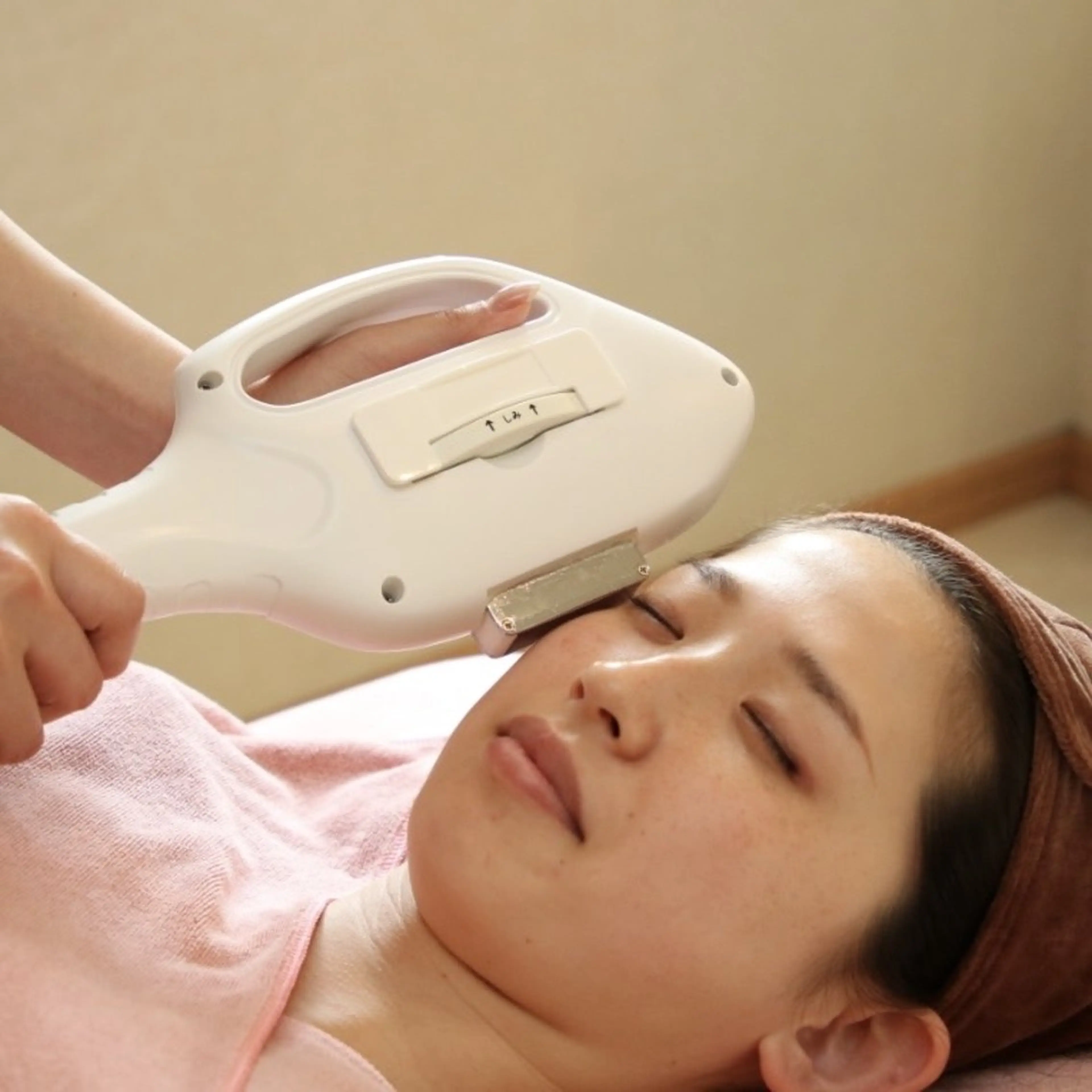 【あらゆるお肌トラブルに】 光美顔✨ 1回の写真