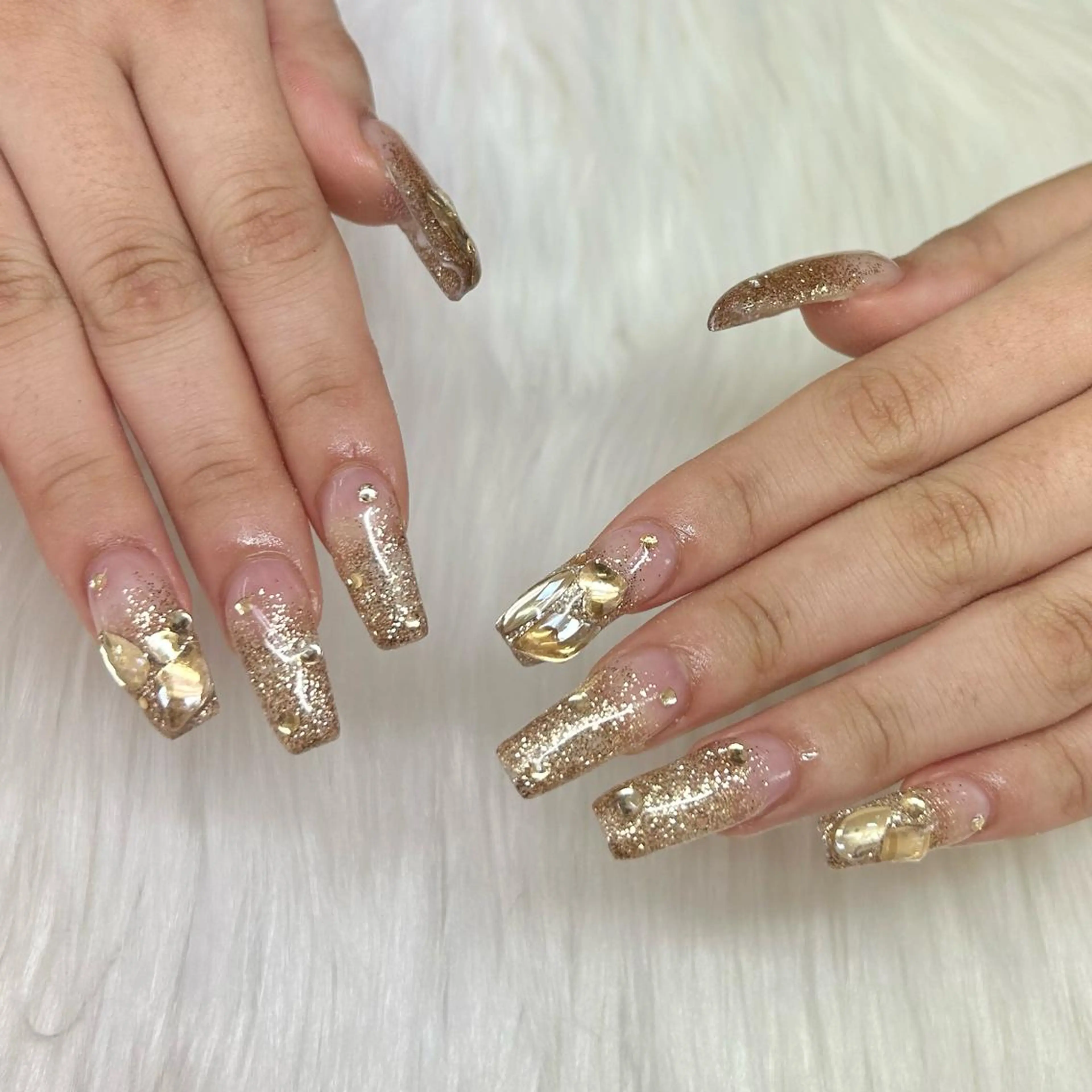 ネイル total salon Bell所属・Totalsalon Bell【嶌田彩華】のネイルデザイン