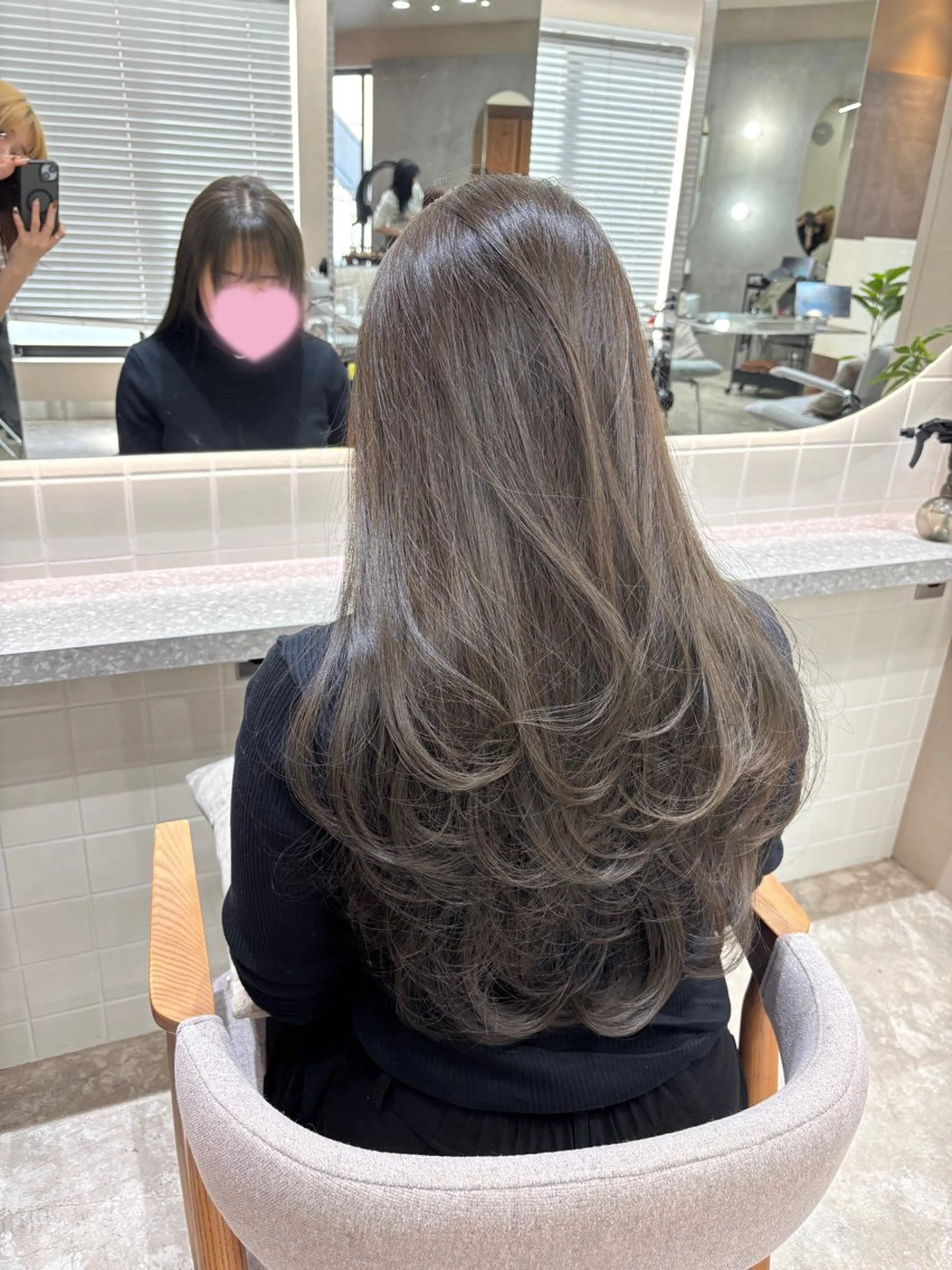 ロング レイヤーカット ロング コトネ🫧 韓国風レイヤーカットのヘアスタイル
