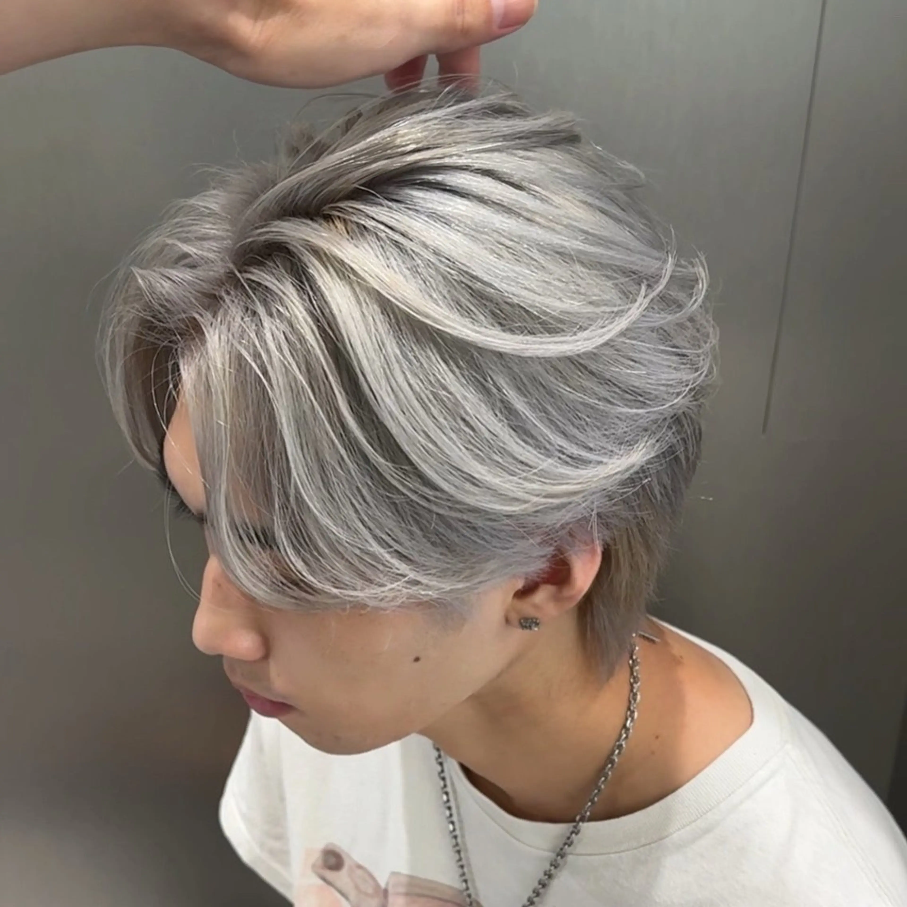 カラー メンズ ヘアカラー ハイトーン/デザイン カラー／悠斗のヘアスタイル