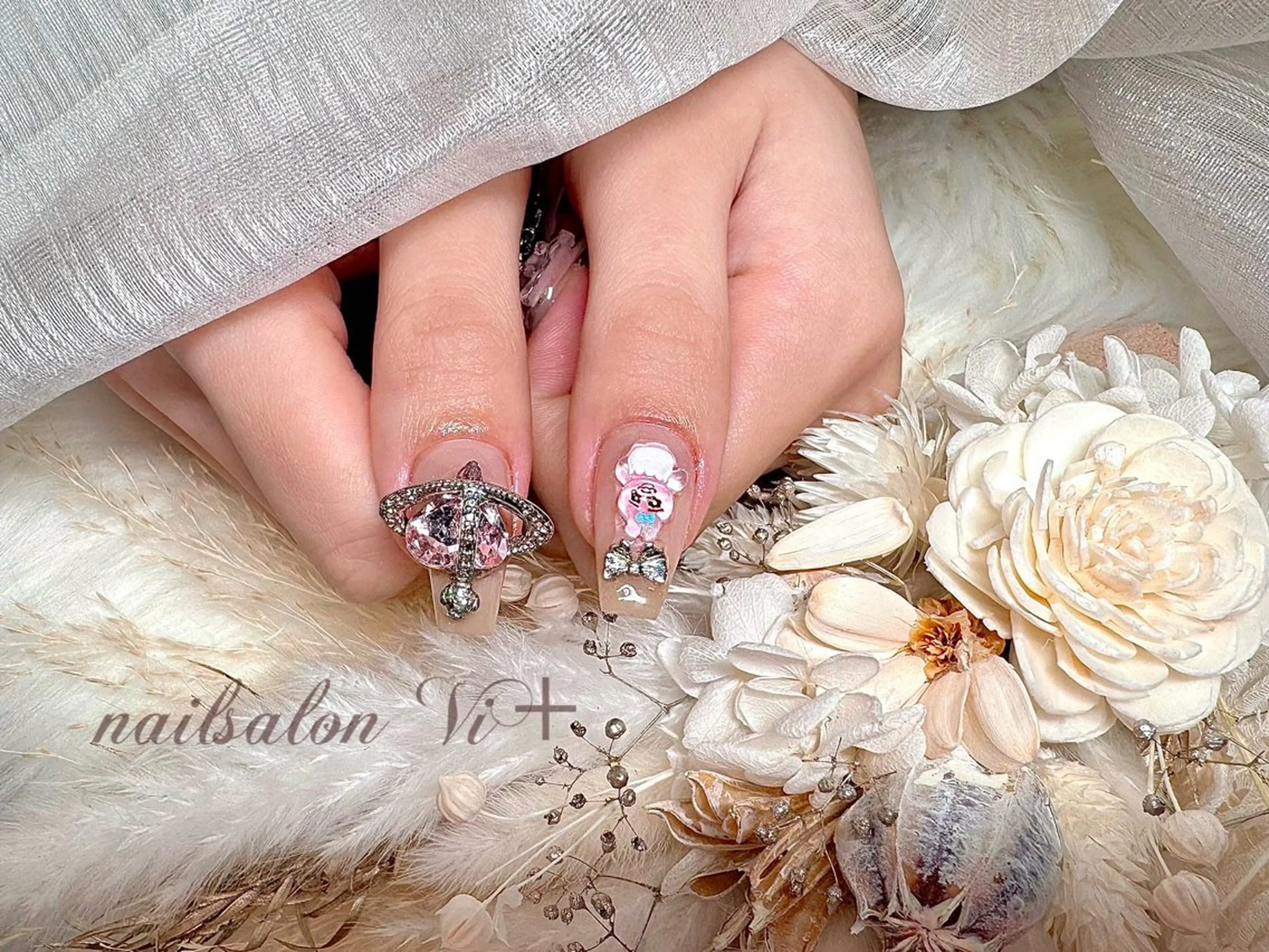 ネイル ✨Nailsalon Vi+✨のネイルデザイン