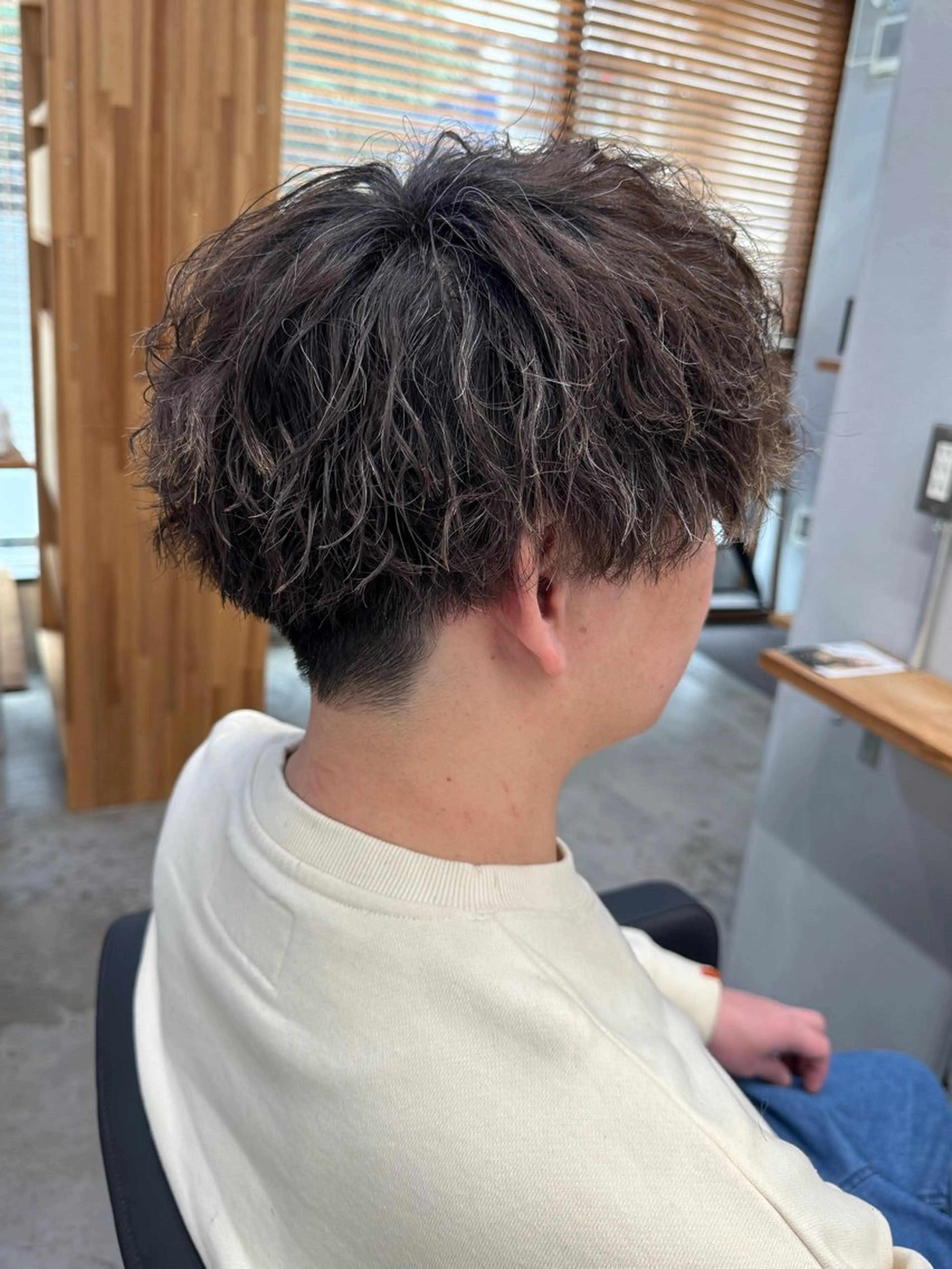 メンズ カット パーマ アキト/ メンズ/透明感暗髪のヘアスタイル