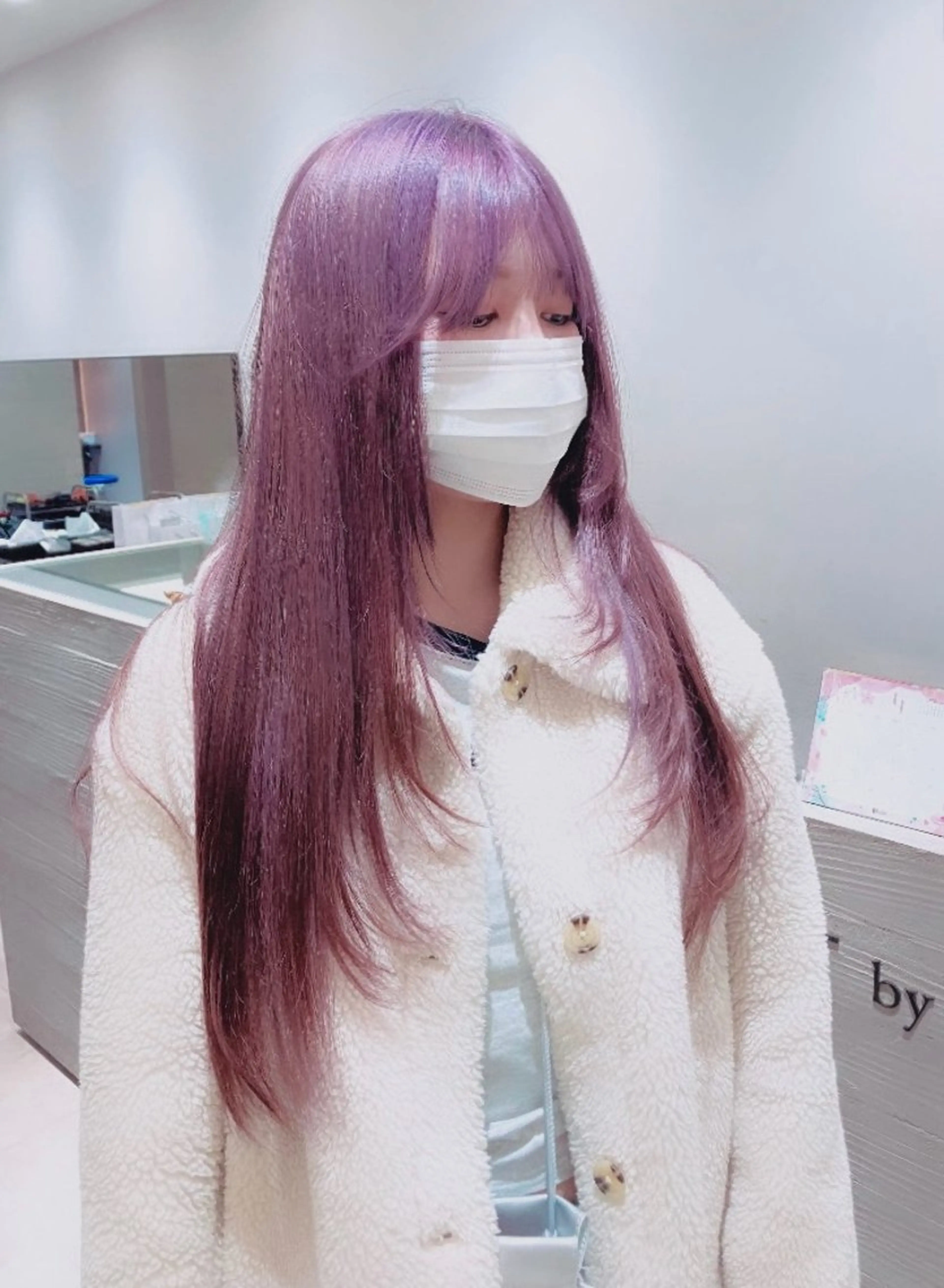 ロング カラー ブリーチ ラベンダーカラー ラベンダーピンク ピンクカラー サキ🤍ハイトーン 🩰くびれ巻きヘアのヘアスタイル