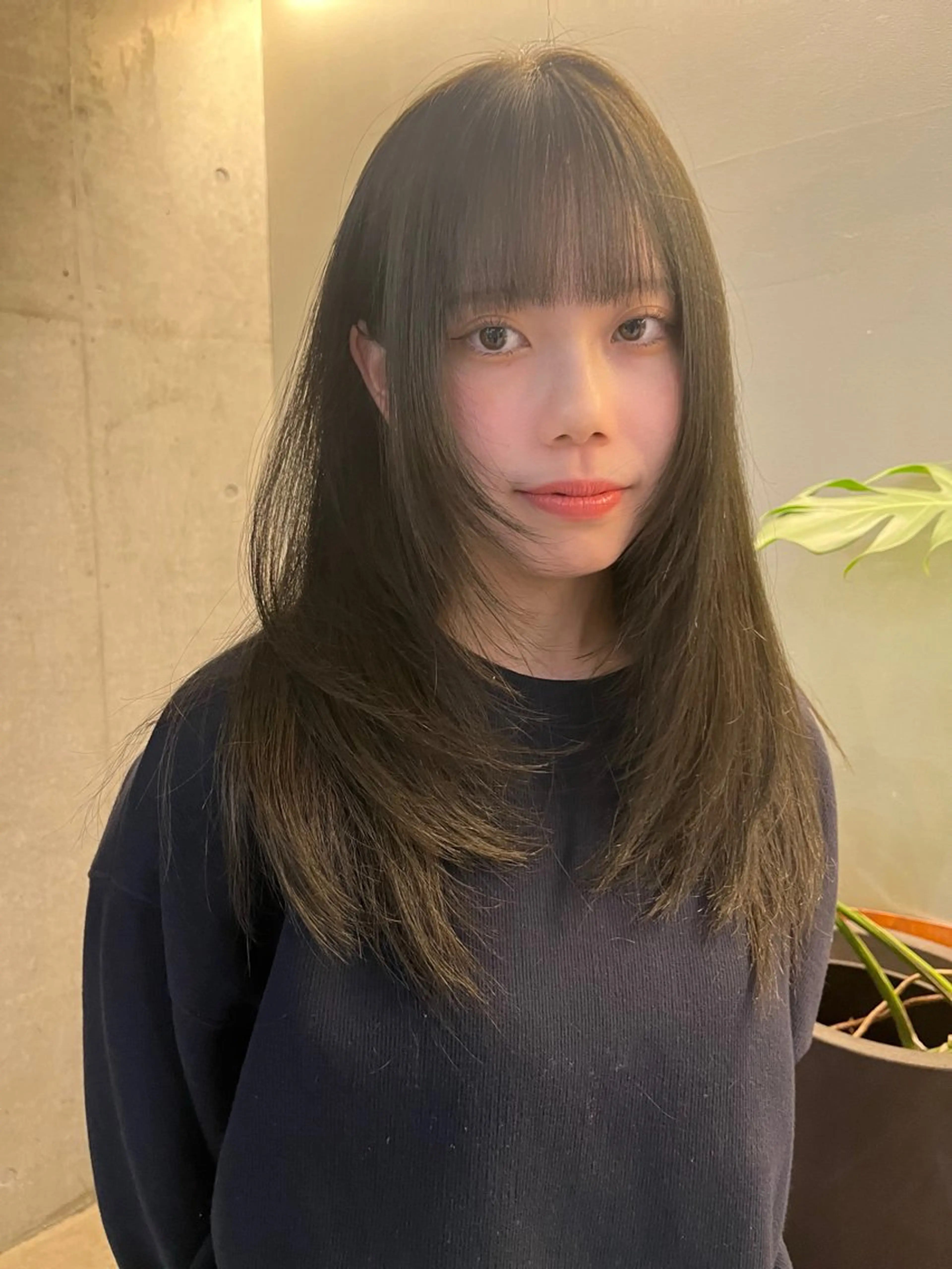 ミディアム アッシュ 顔まわりレイヤー ハッシュカット 韓国風ヘア レイヤーカット カット ヘアカラー レイヤーカット\ウル フ　chinatsuのヘアスタイル