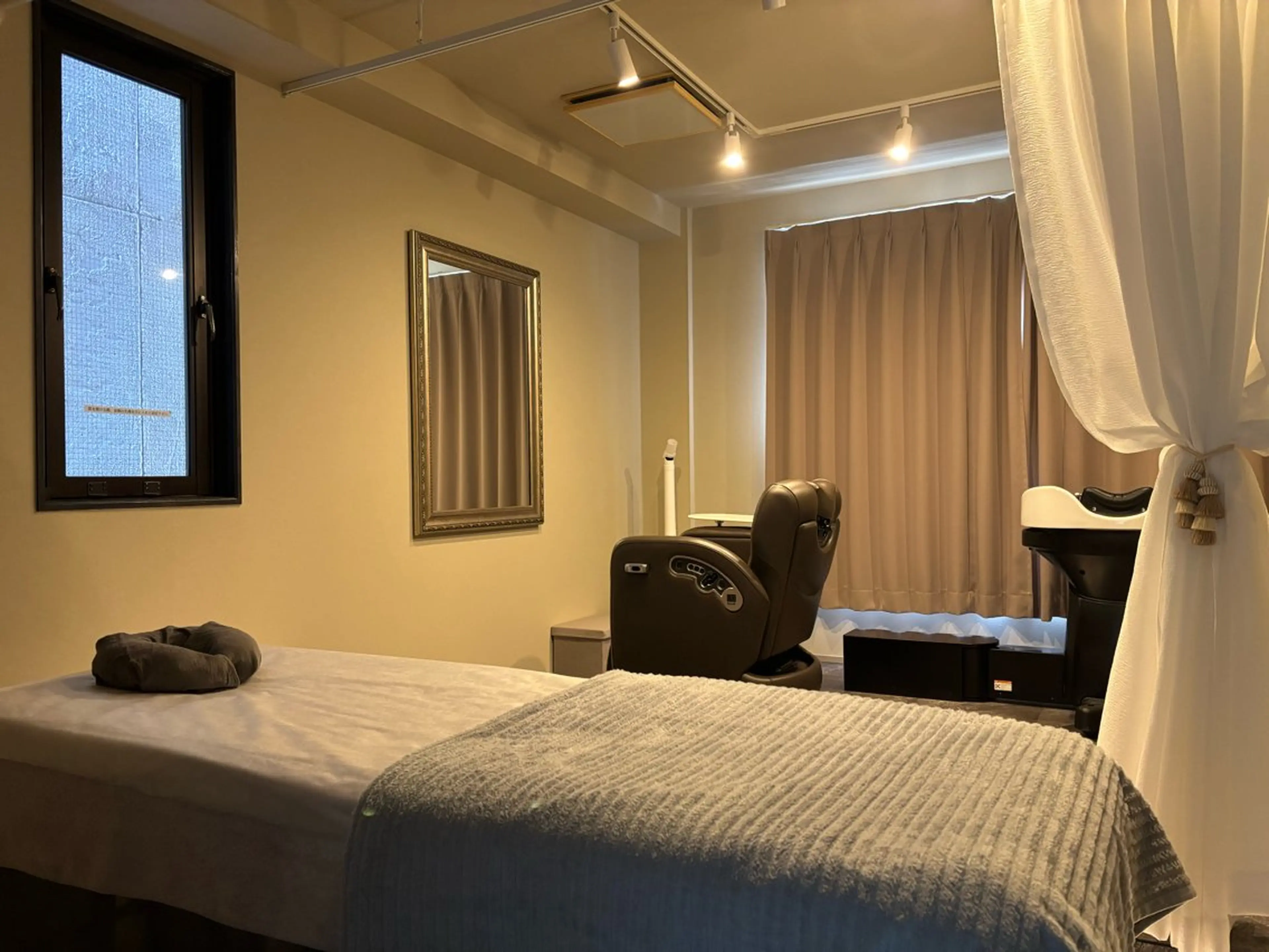 オフ:オン所属・オフ:オン 全身筋膜マッサージのエステ・リラクイメージ