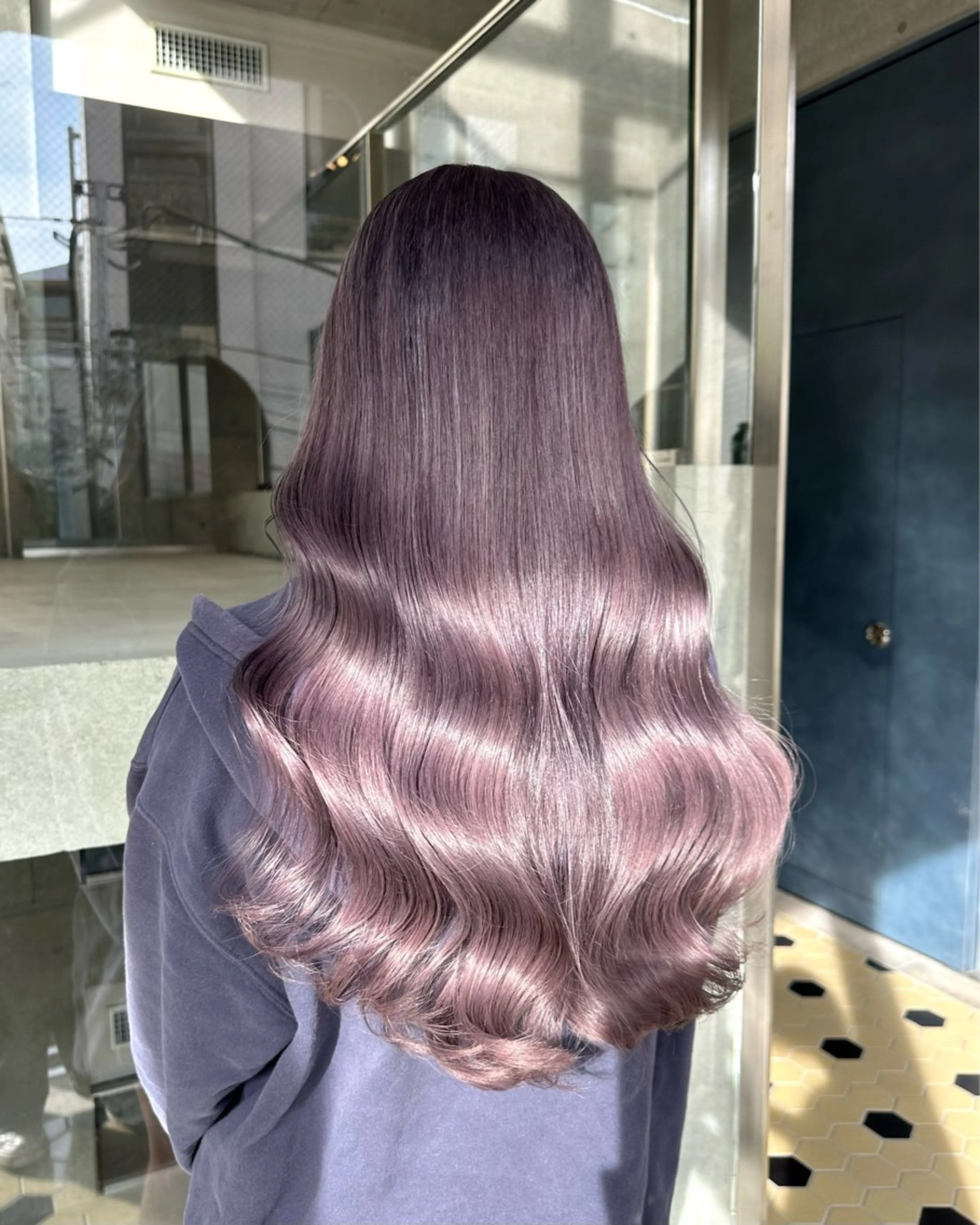 カラー RINA .のヘアスタイル