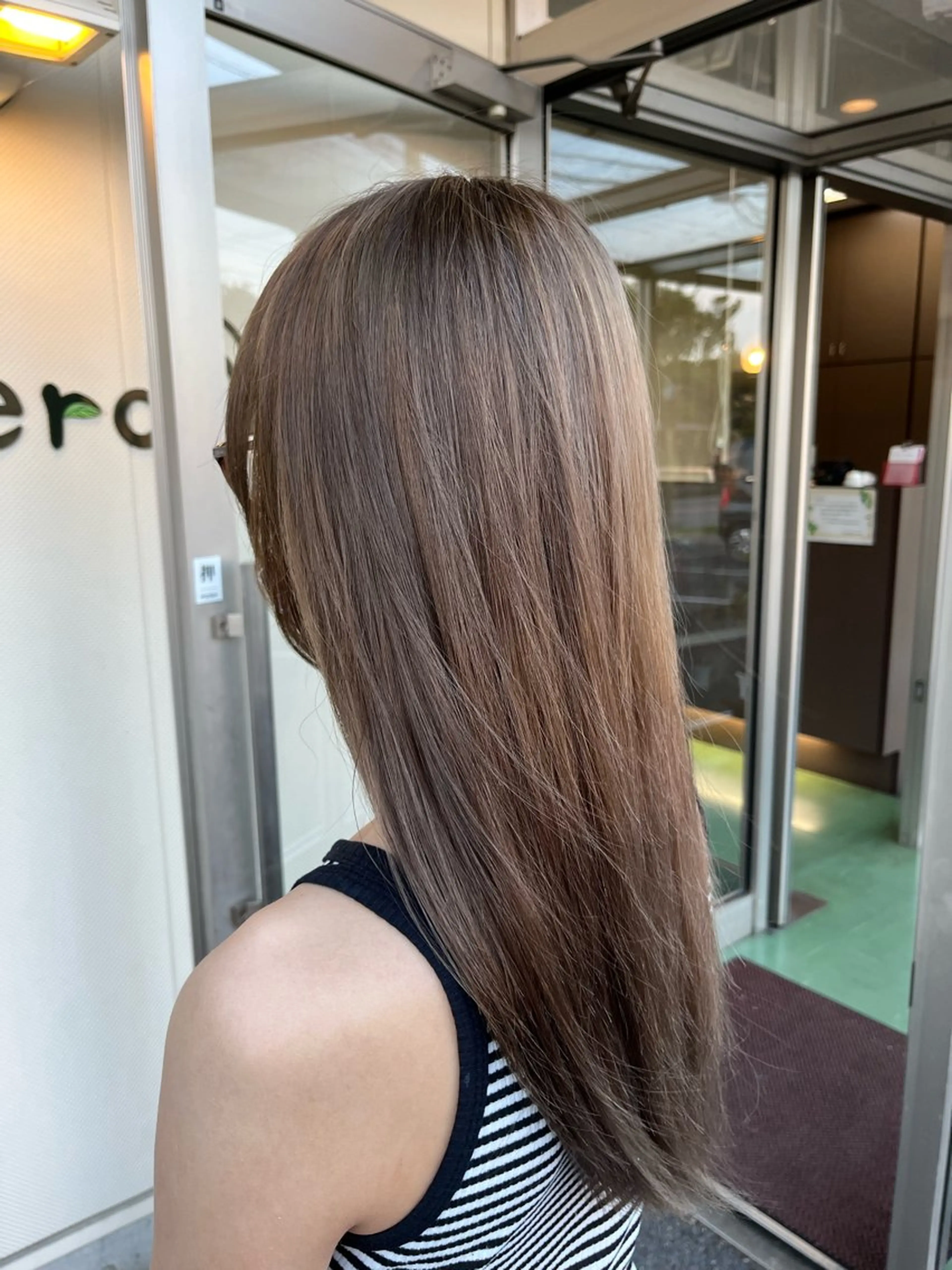 カラー ヘアカラー 久留生 隼斗のヘアスタイル