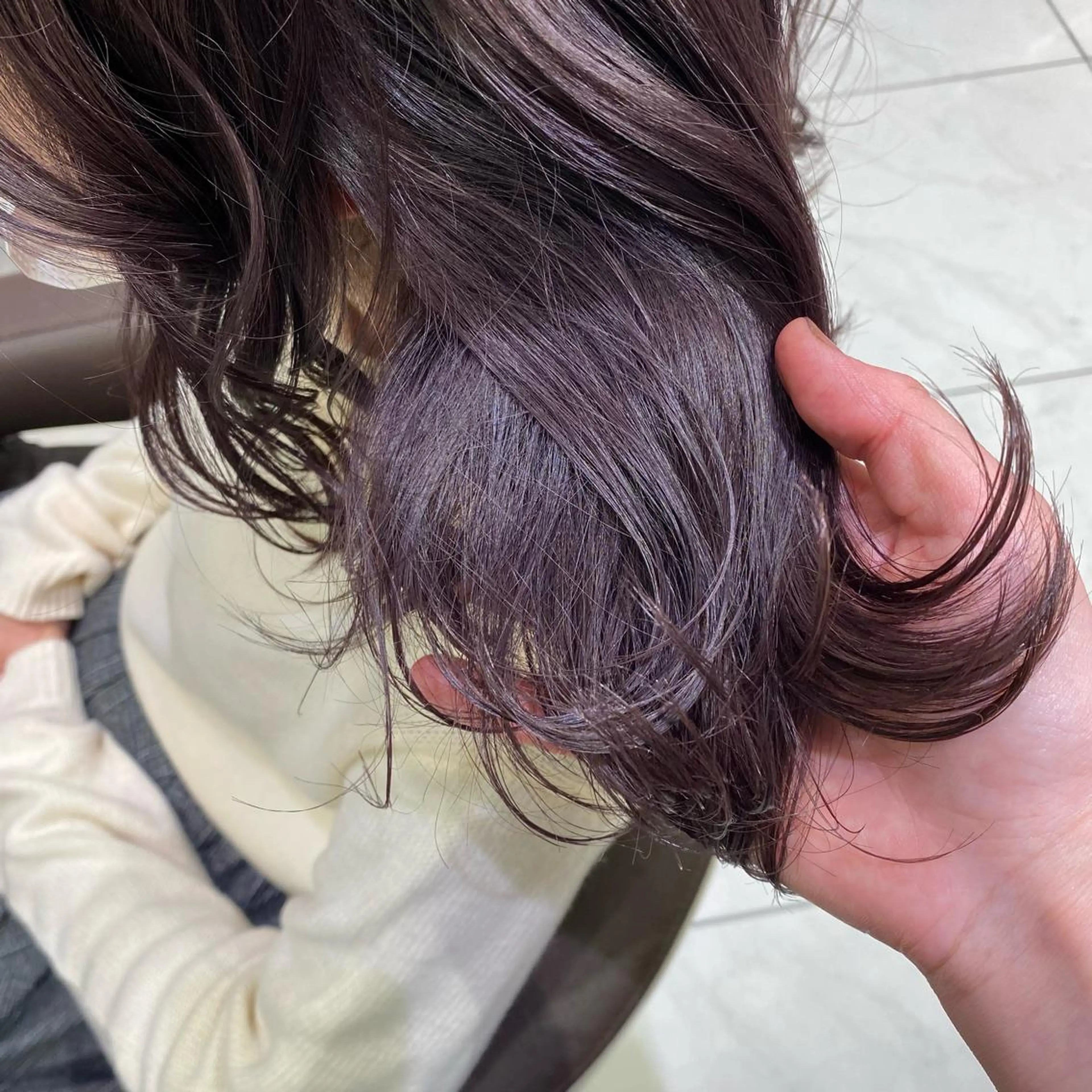 ショート カラー 飯田 みづきのヘアスタイル