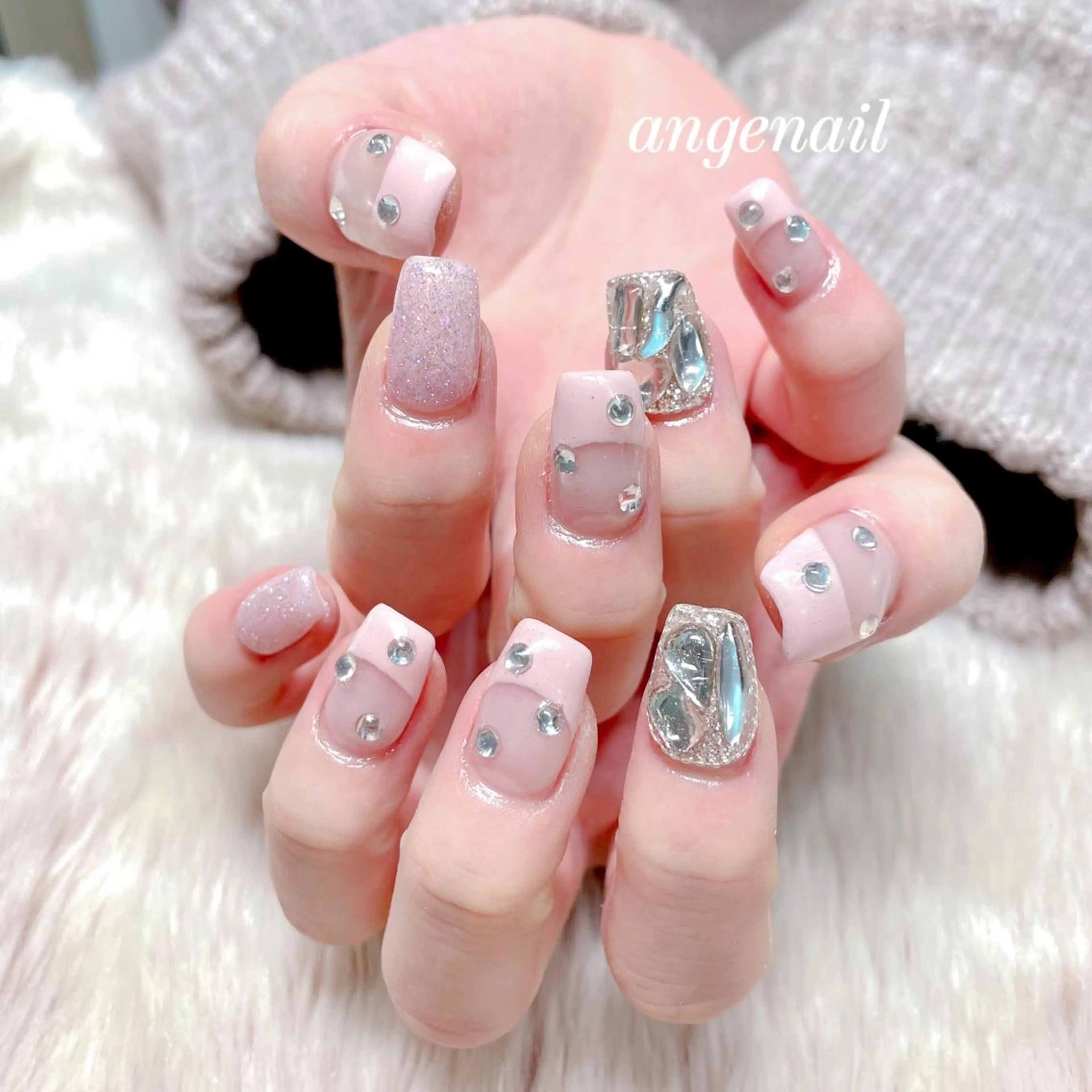 ネイル ハンドネイル オーナーネイリスト MAKIのネイルデザイン