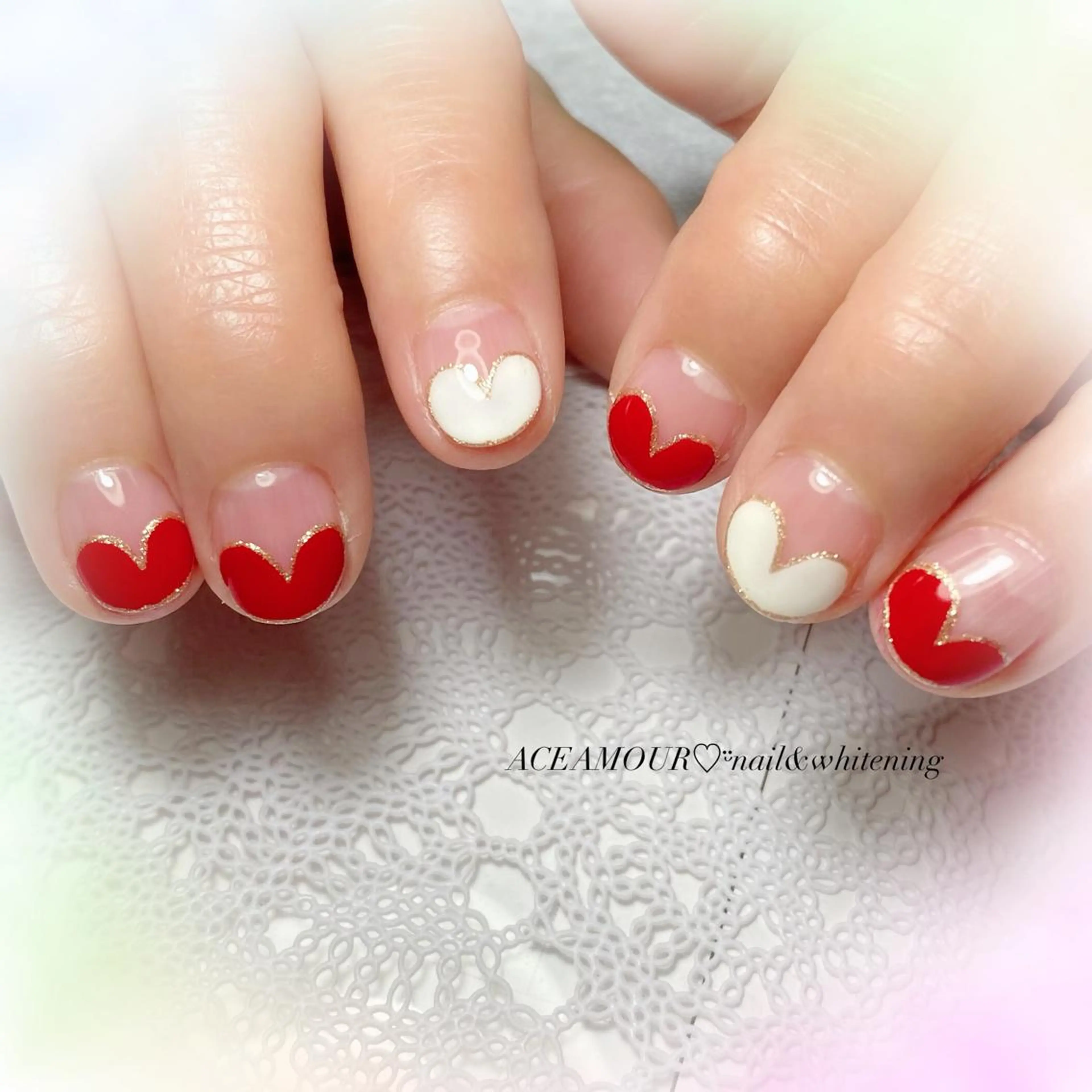 ネイル フレンチネイル ハート ラメ(グリッター) ショートネイル ネイル/耳つぼ /新ホワイトニングのネイルデザイン