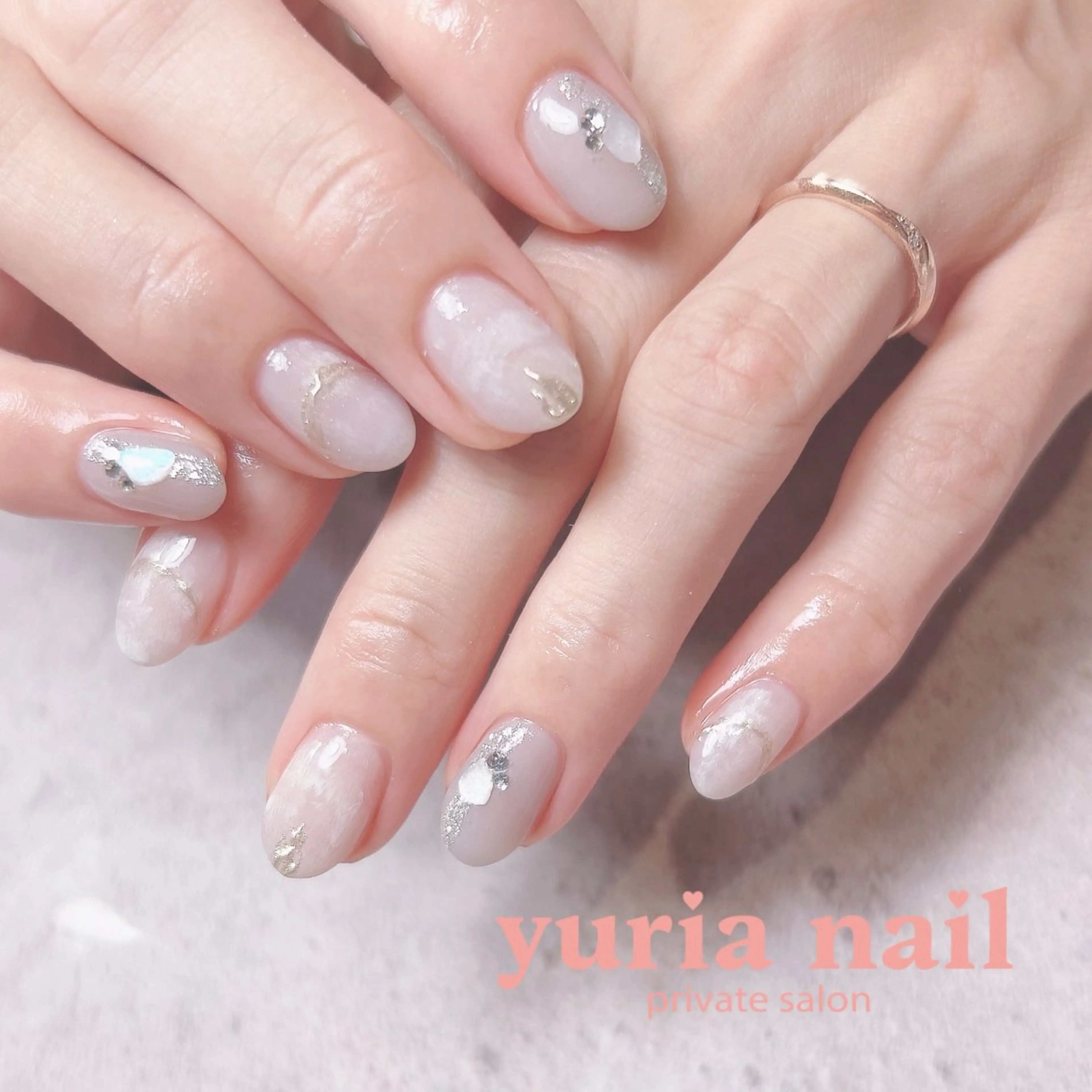 ネイル アートネイル ジェルネイル ミラーネイル ニュアンスネイル ストーンネイル ハンドネイル 小林 ゆりあのネイルデザイン