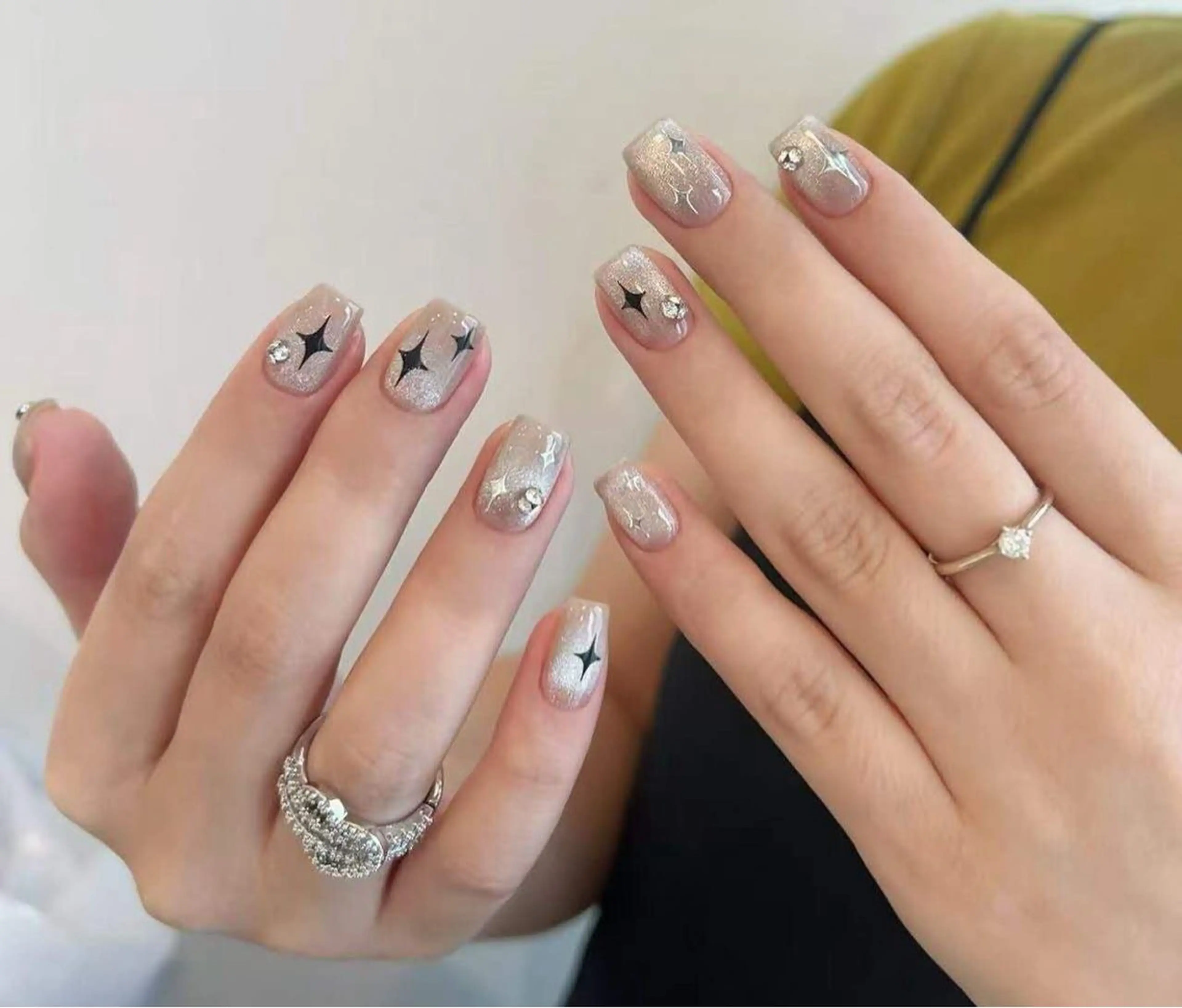 ネイル フラワーネイル フレンチネイル ジェルネイル ガラスフレンチ ハート ハンドネイル BabyYouMi nailのネイルデザイン