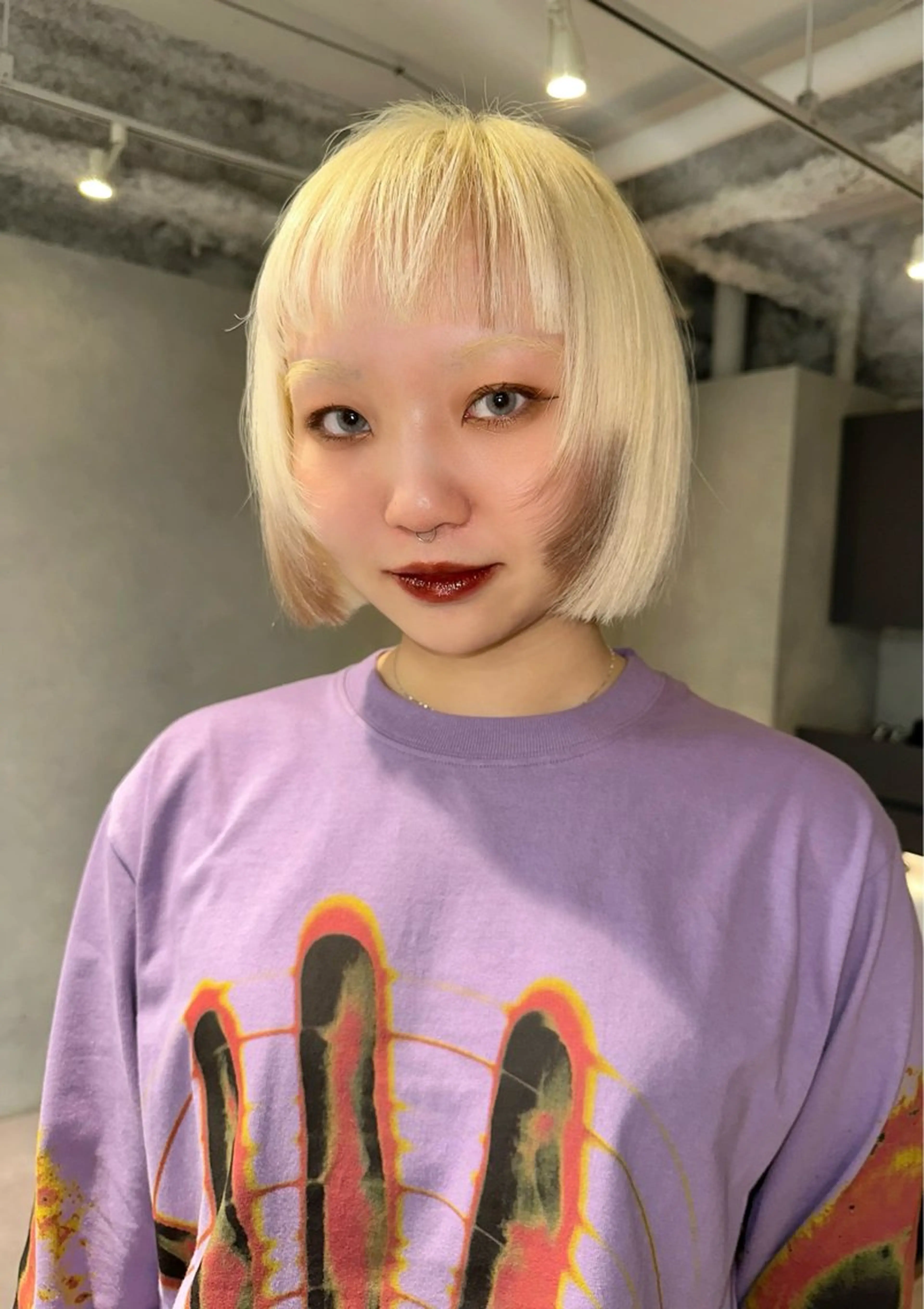 ショート カラー ブロンド ブラウンカラー ホワイトブロンド 梅田/ベージュカラー /ブリーチカラーのヘアスタイル