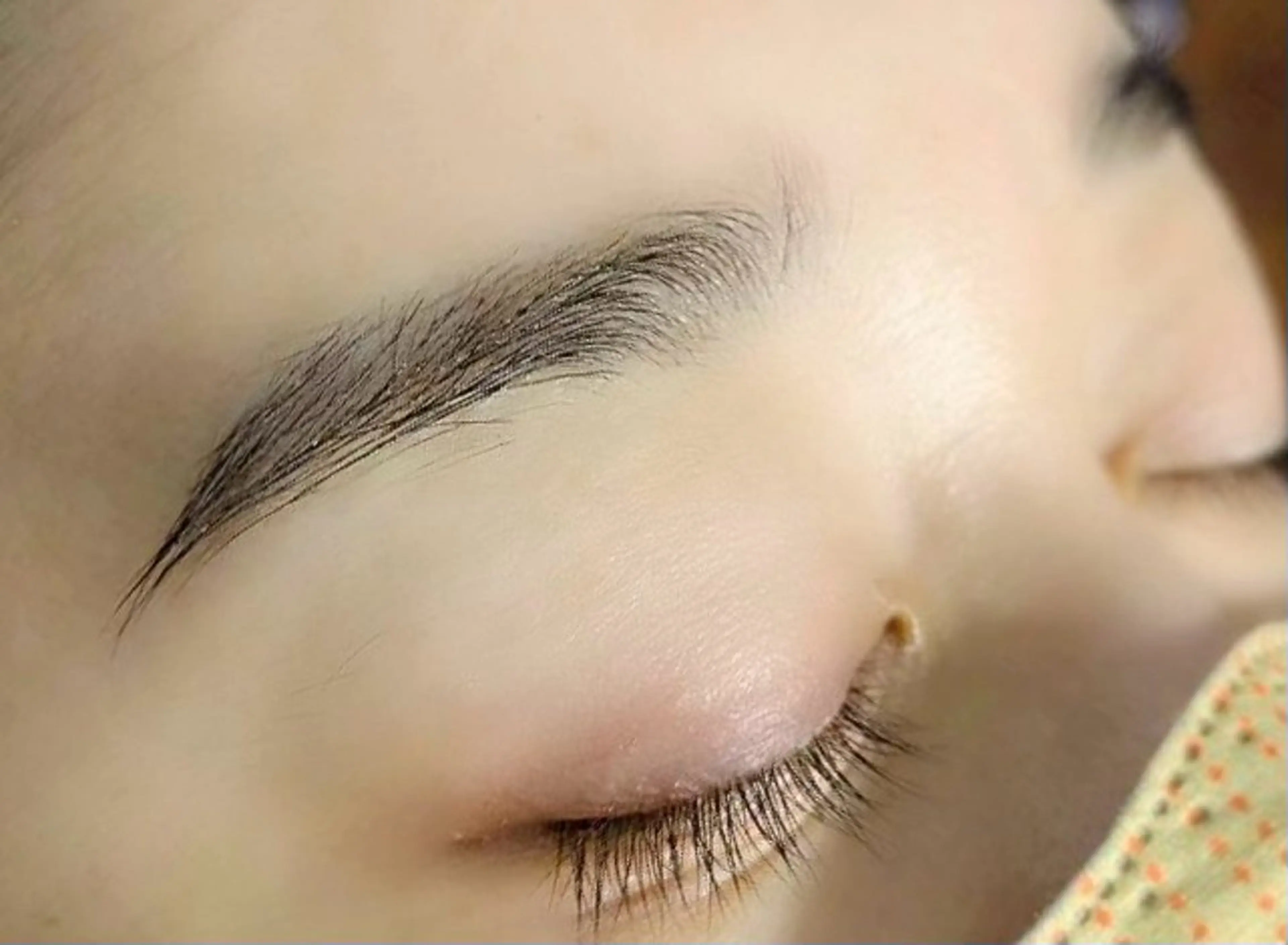 アイブロウ 眉毛ワックス脱毛 brow bar tokyo所属・brow bar tokyo【乃木坂】の眉毛・アイブロウイメージ