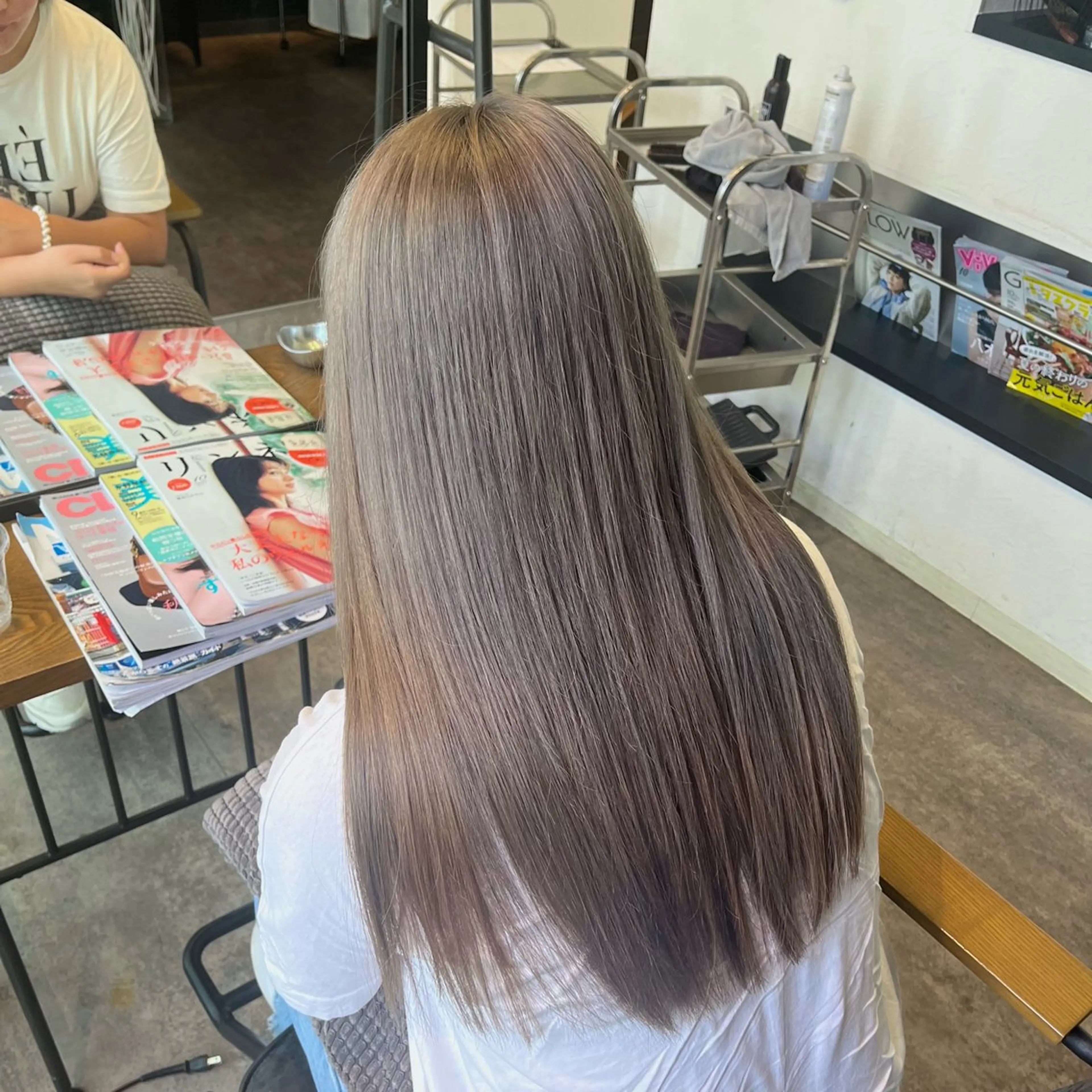 ロング カラー ヘアカラー トリートメント STRAAL所属・カットモデル✂️ ゆうかのヘアスタイル