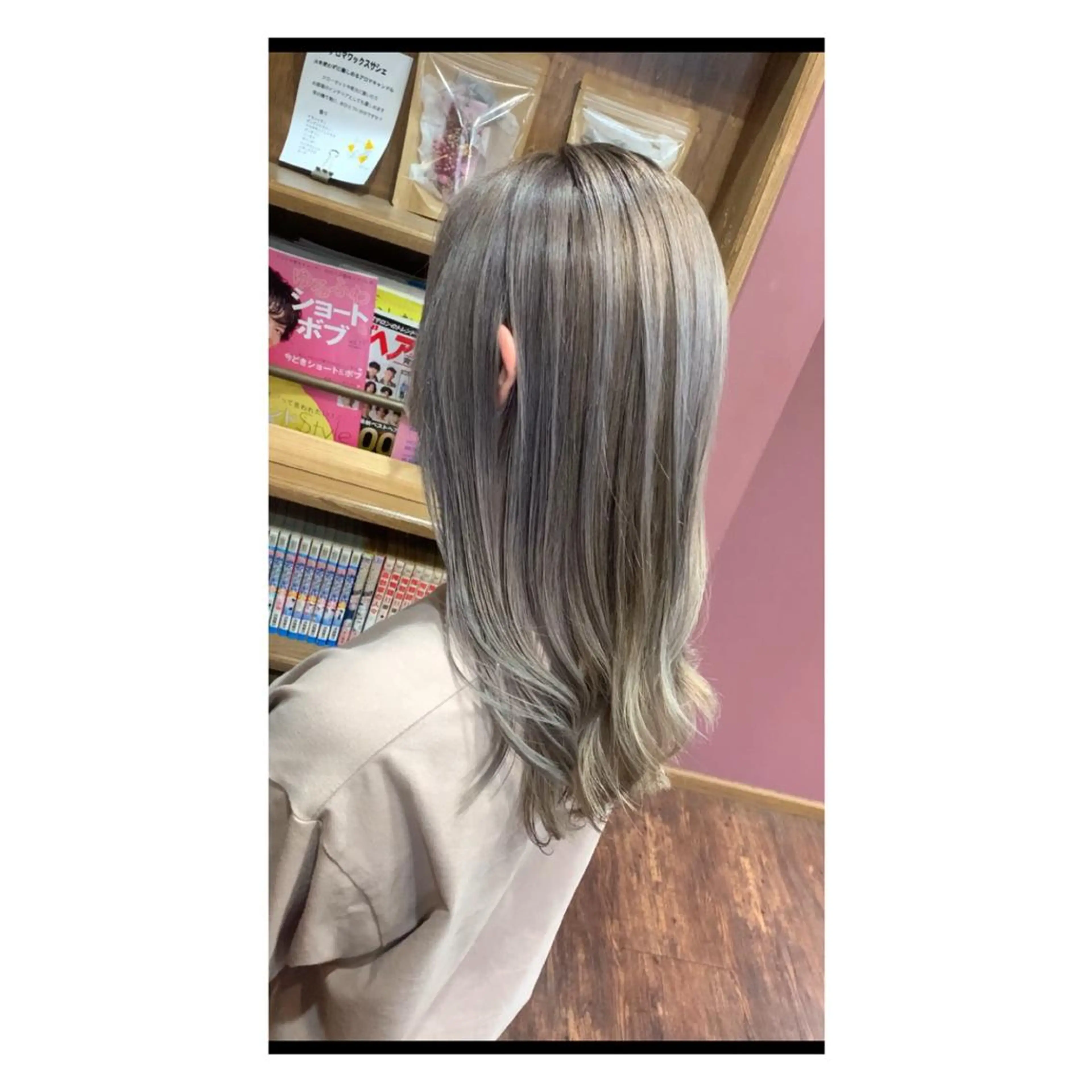 カラー ベージュカラー ブロンド ハイトーンカラー beyond所属・be yondのヘアスタイル