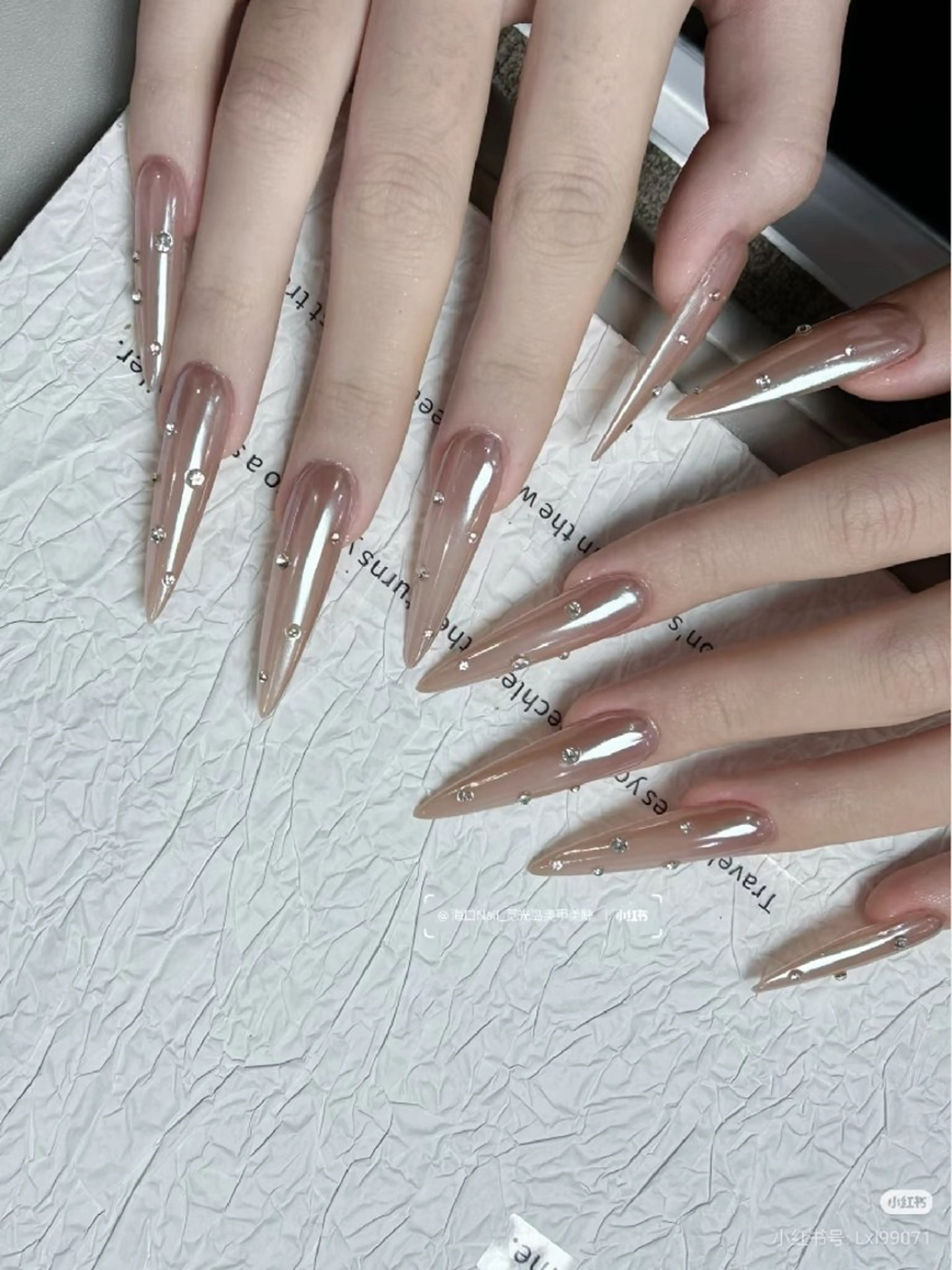 ネイル ハンドネイル 清水 亞美のネイルデザイン