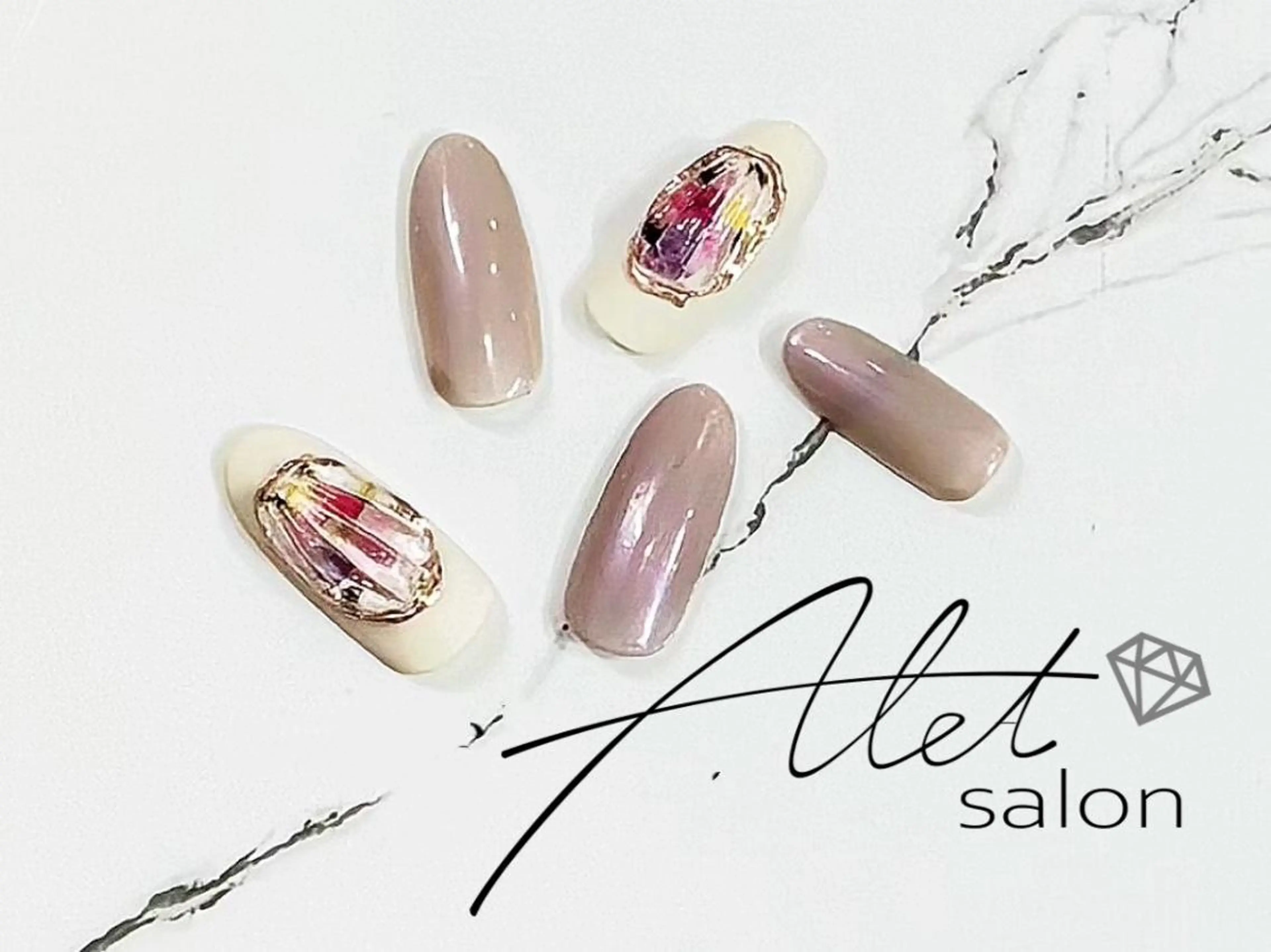 ネイル YU☆alet salon 銀座のネイルデザイン