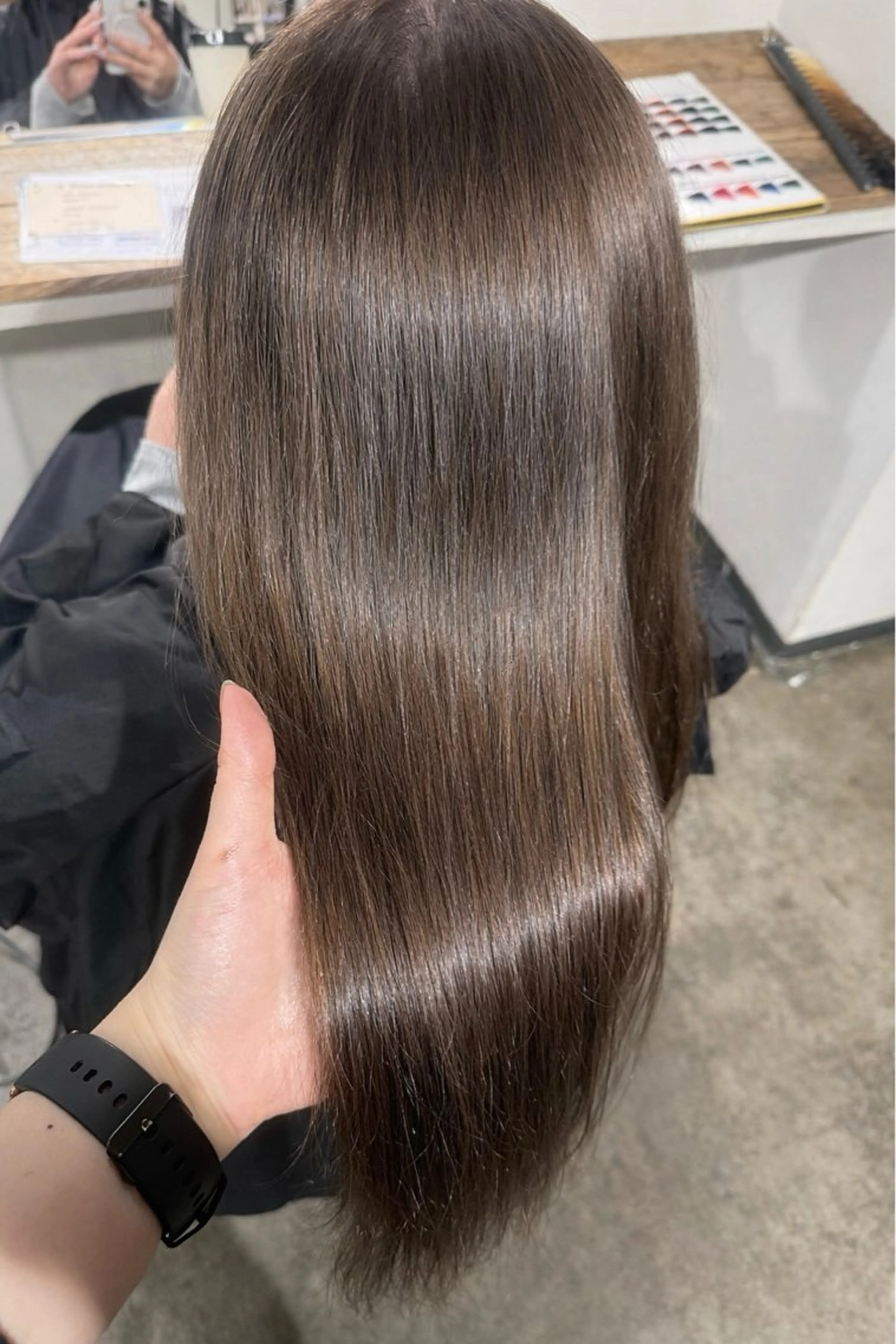 ロング カラー ブリーチ ケアブリーチ グレージュ ヘアカラー トリートメント 🫟ブリーチモデル/ 艶カラー /みきのヘアスタイル