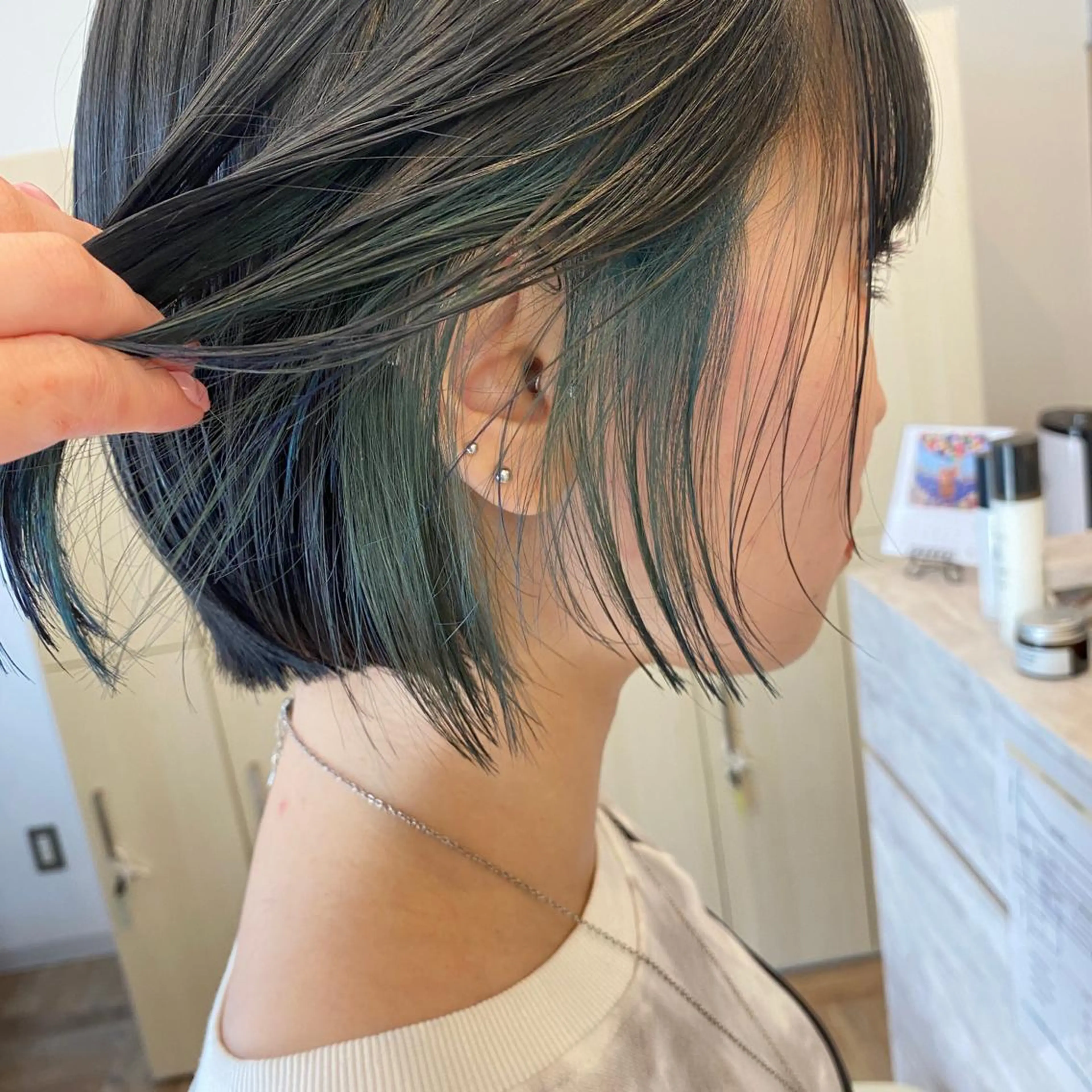 ショート カラー 舟橋 りんかのヘアスタイル