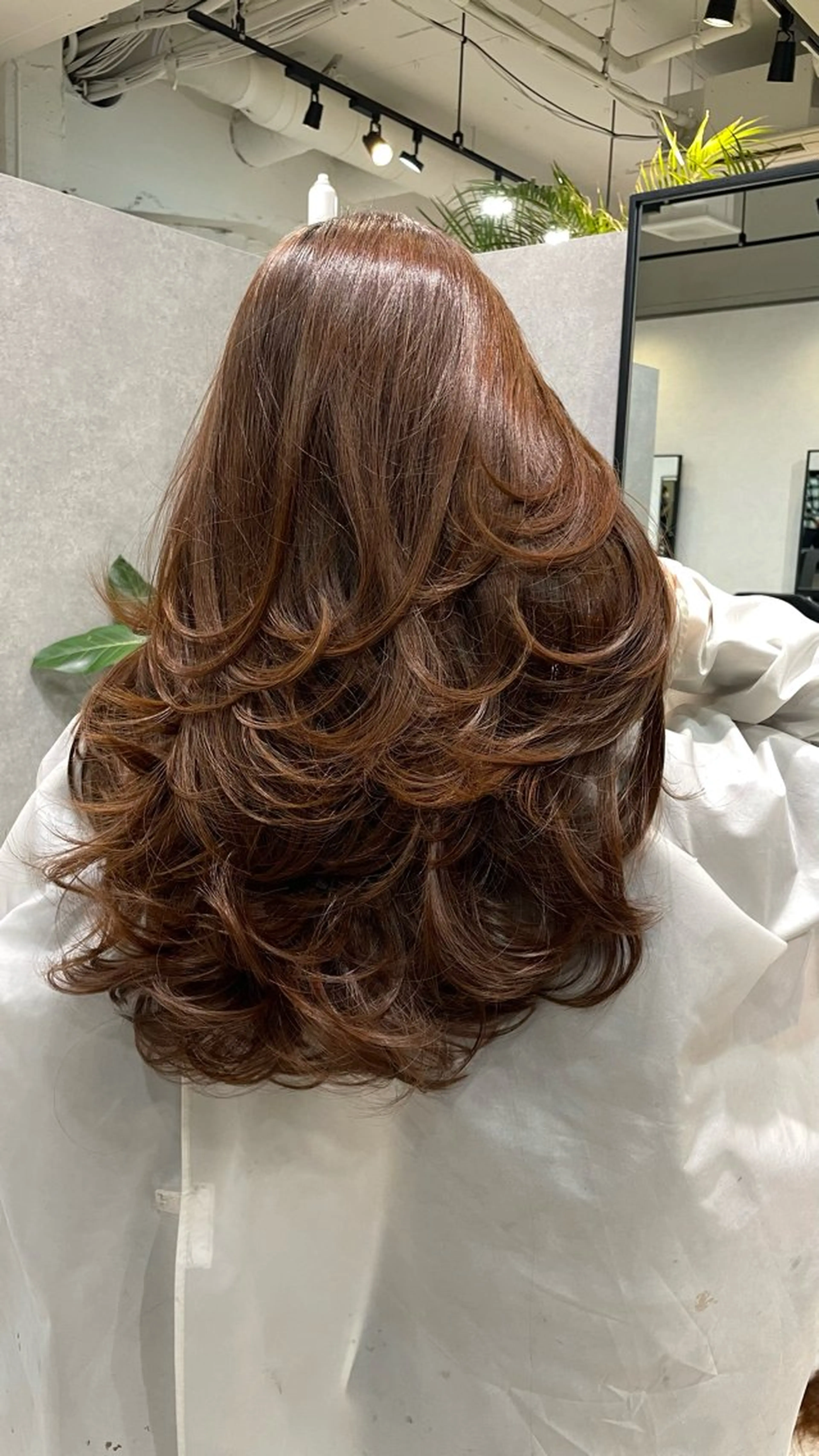 ロング カット ヘアカラー Merlyosaka 早川未来のヘアスタイル