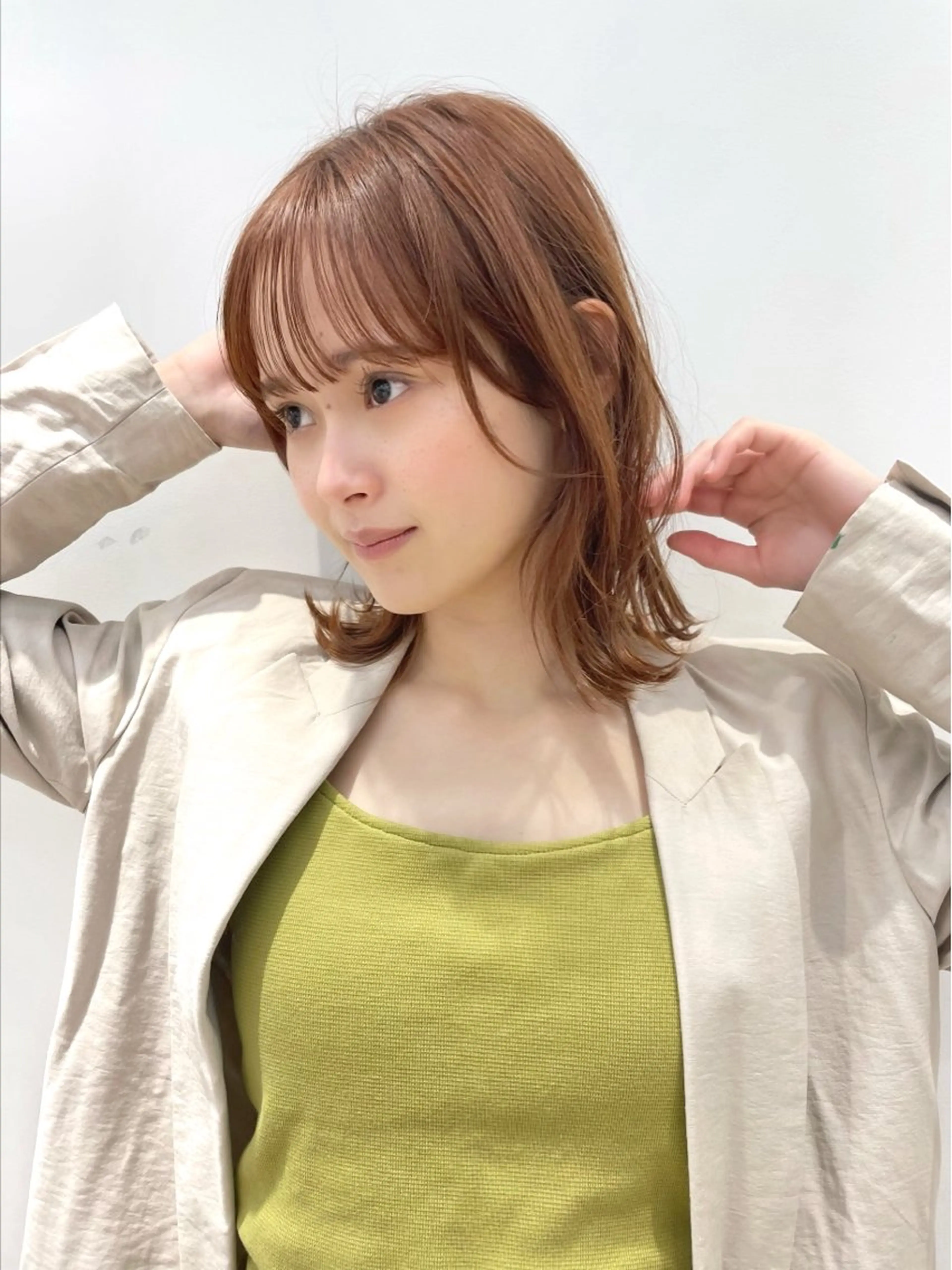 ミディアム カラー 切りっぱなしボブ ボブレイヤー ボブ くびれヘア 顔まわりレイヤー カット ヘアカラー 結べるレイヤーボブ くびれLady表参道のヘアスタイル