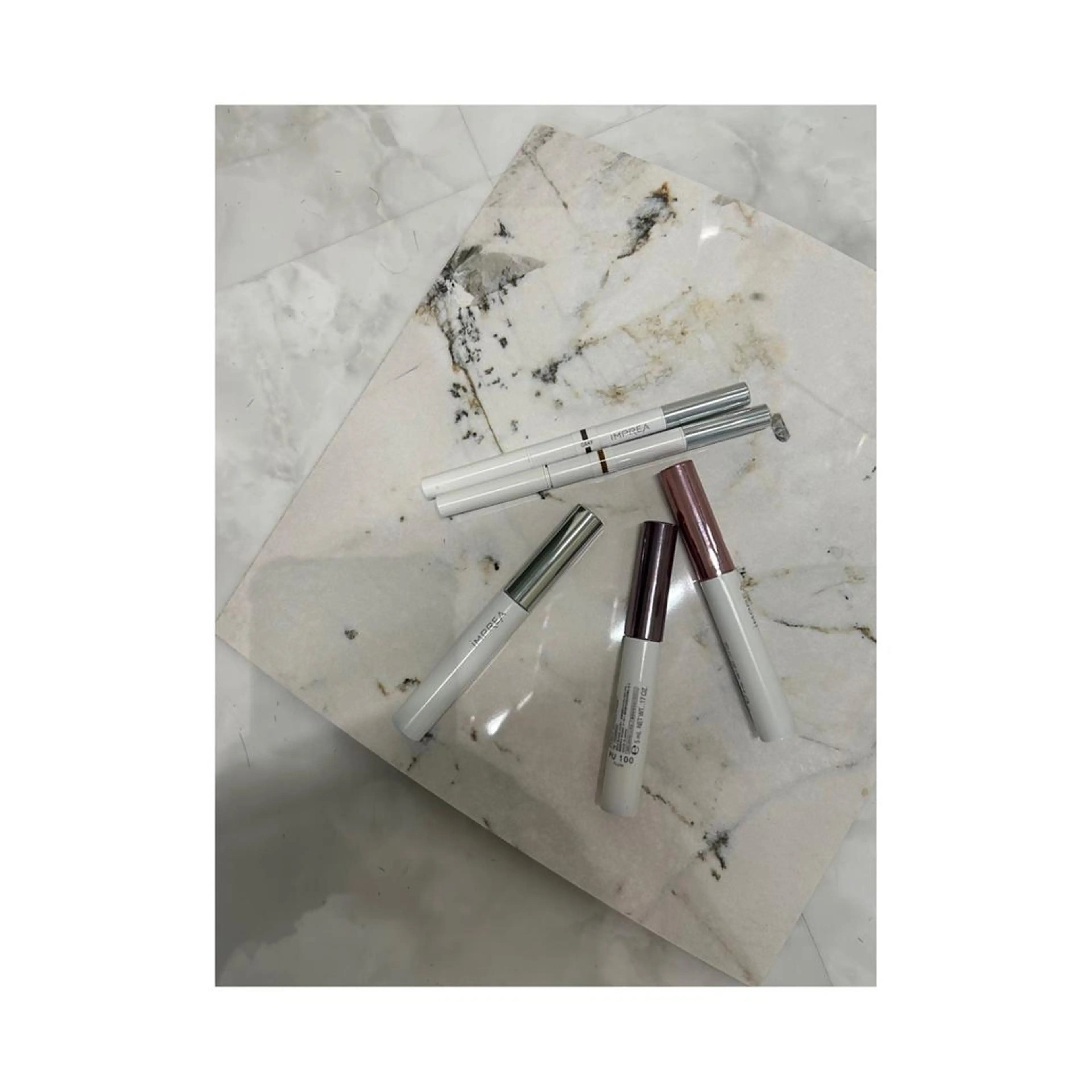 ナチュラルブロウリフト（眉パーマ＋眉毛wax＋眉make）美眉スタイリングの写真