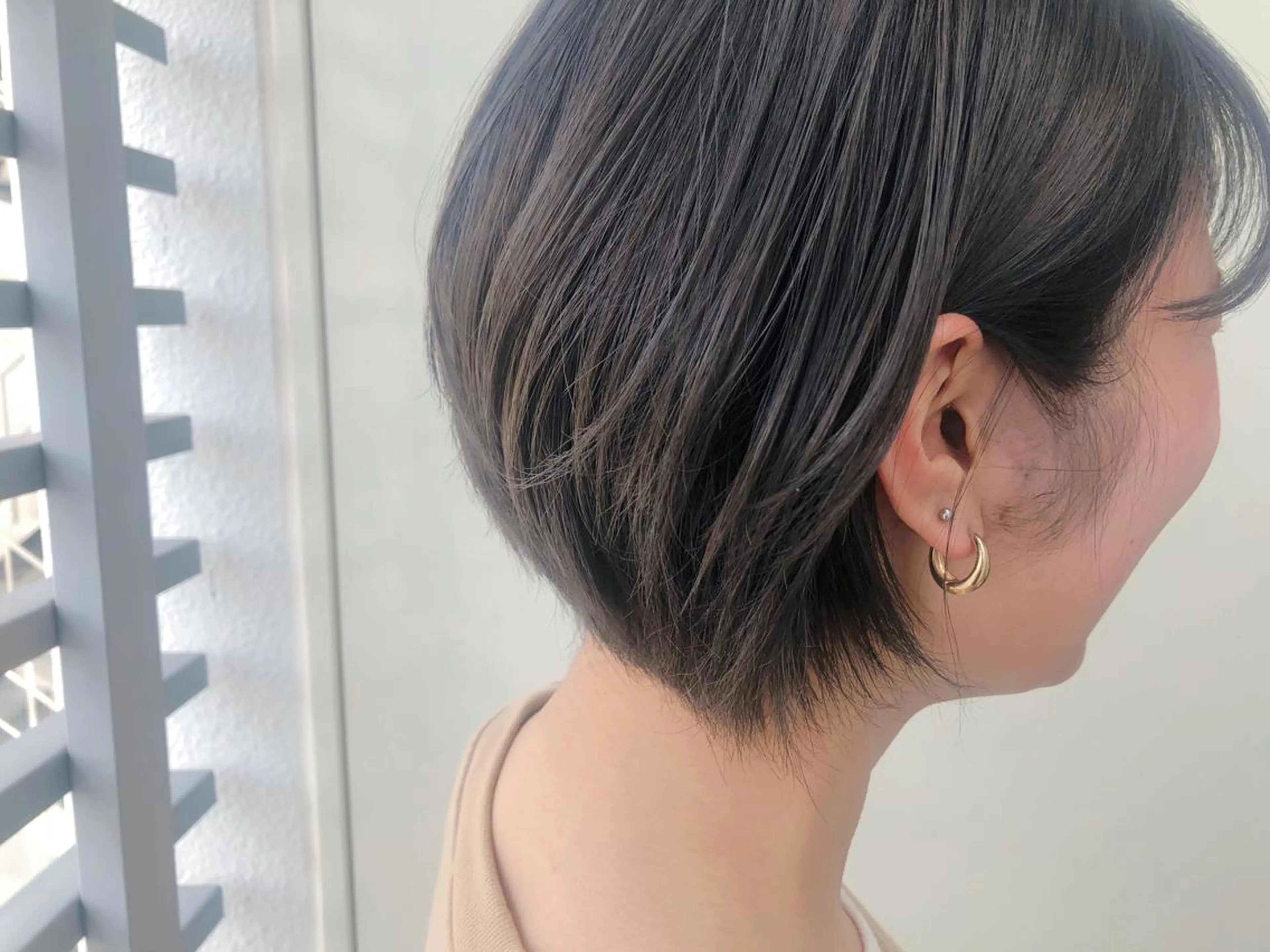 ショート カラー 韓国ヘア顔周りカット 艶髪ベージュtamaのヘアスタイル