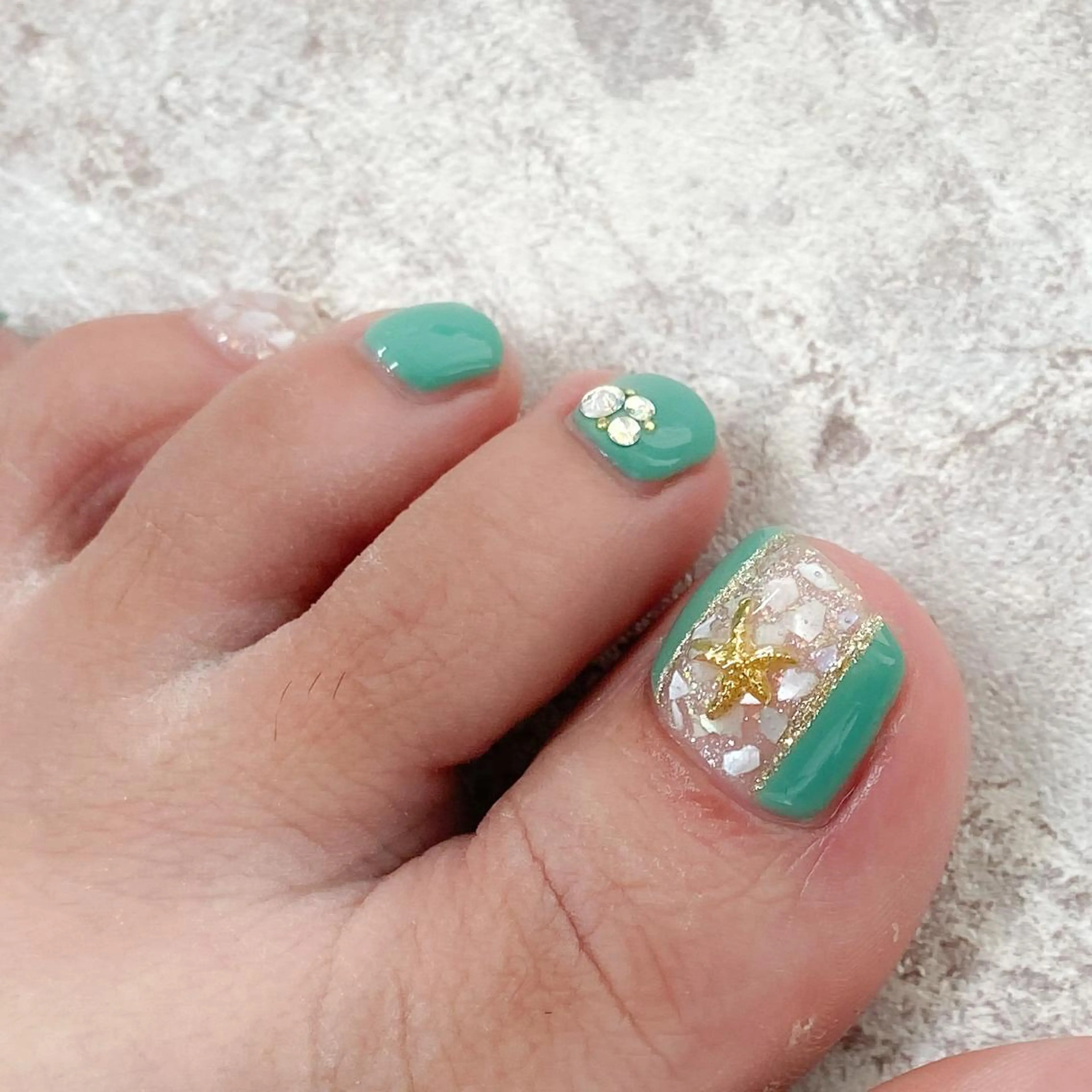 ネイル 黒沢 直子のネイルデザイン